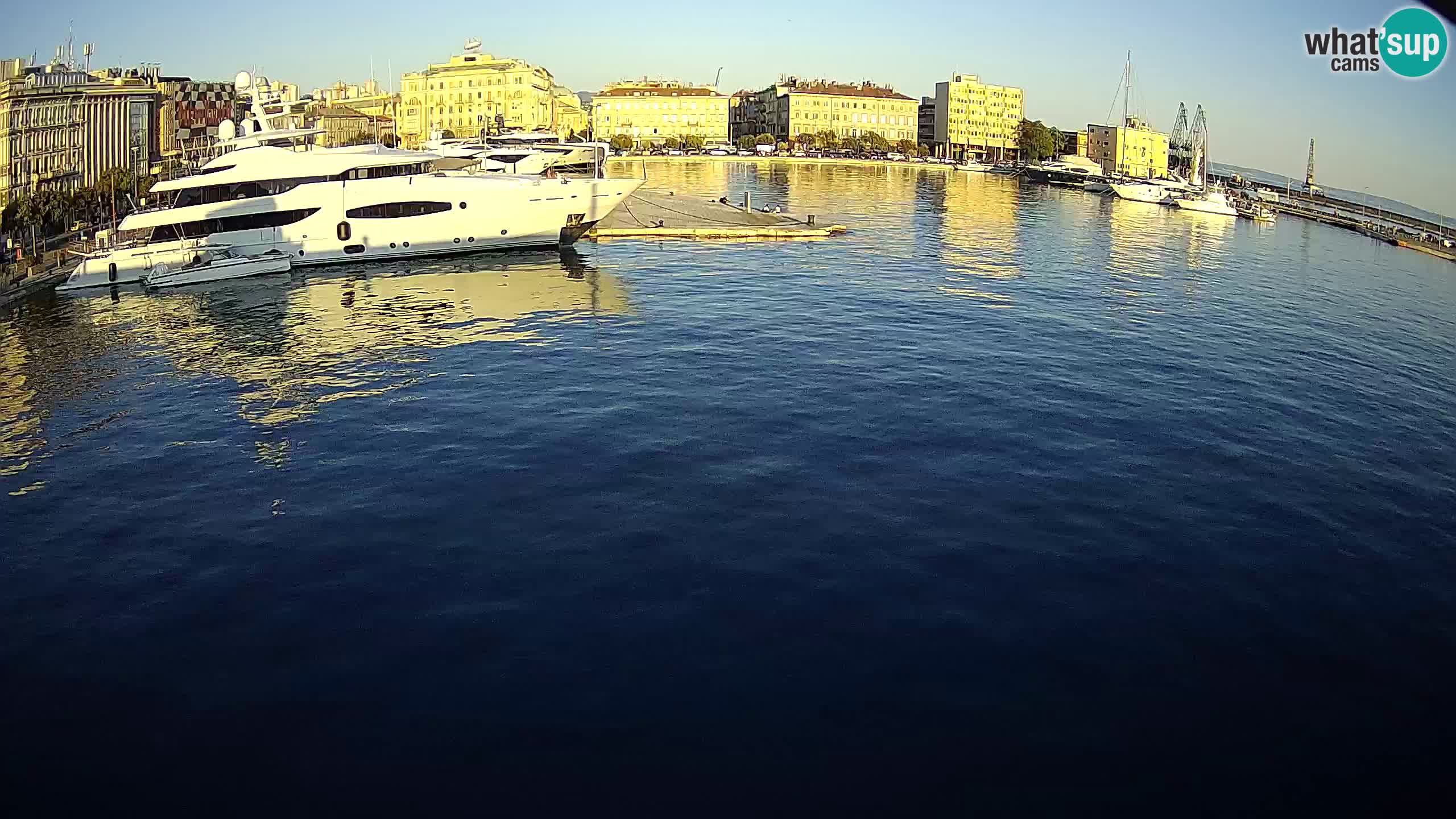 Botel Marina – Rijeka live cam
