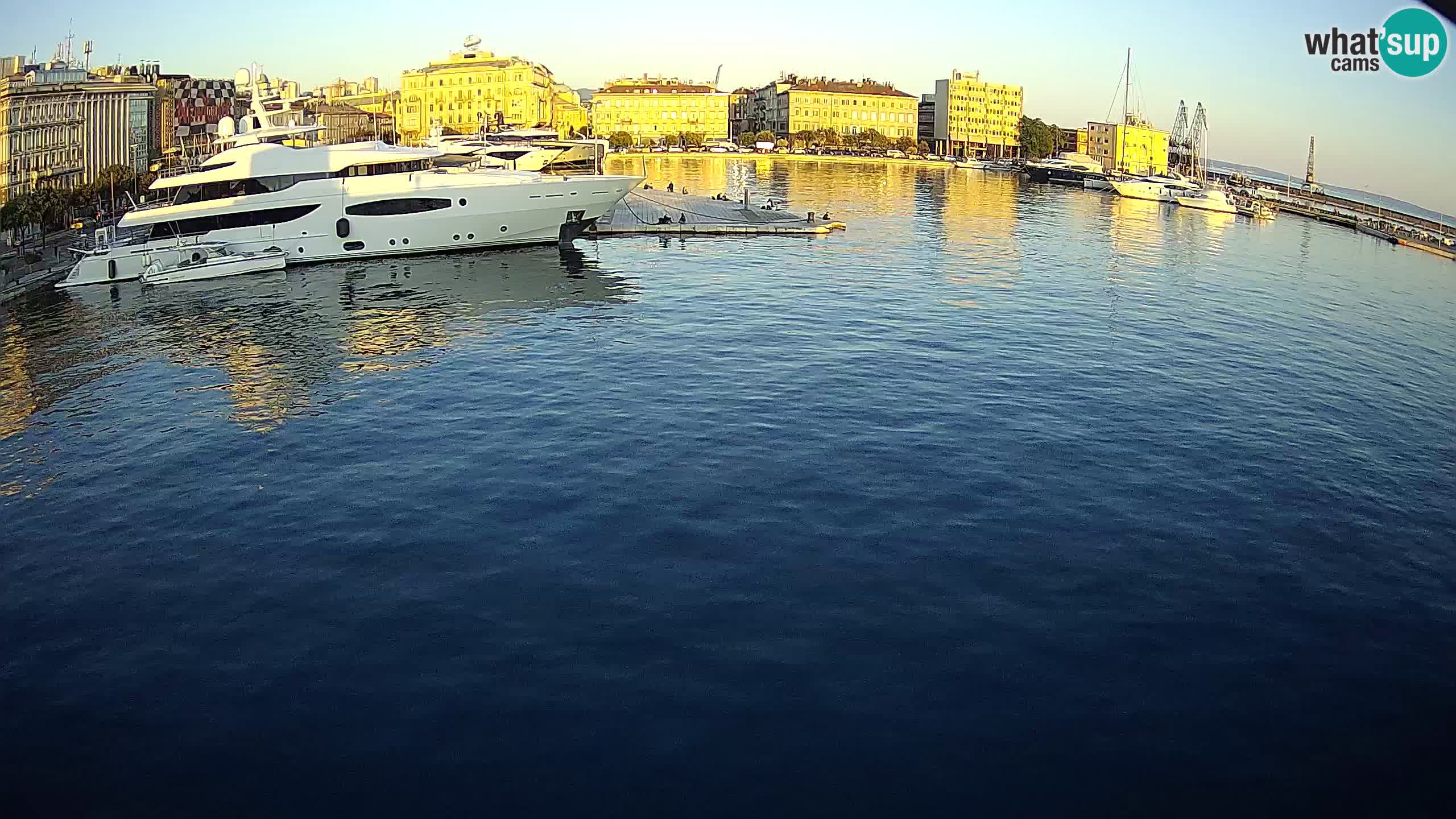 Rijeka – Botel Marina web kamera