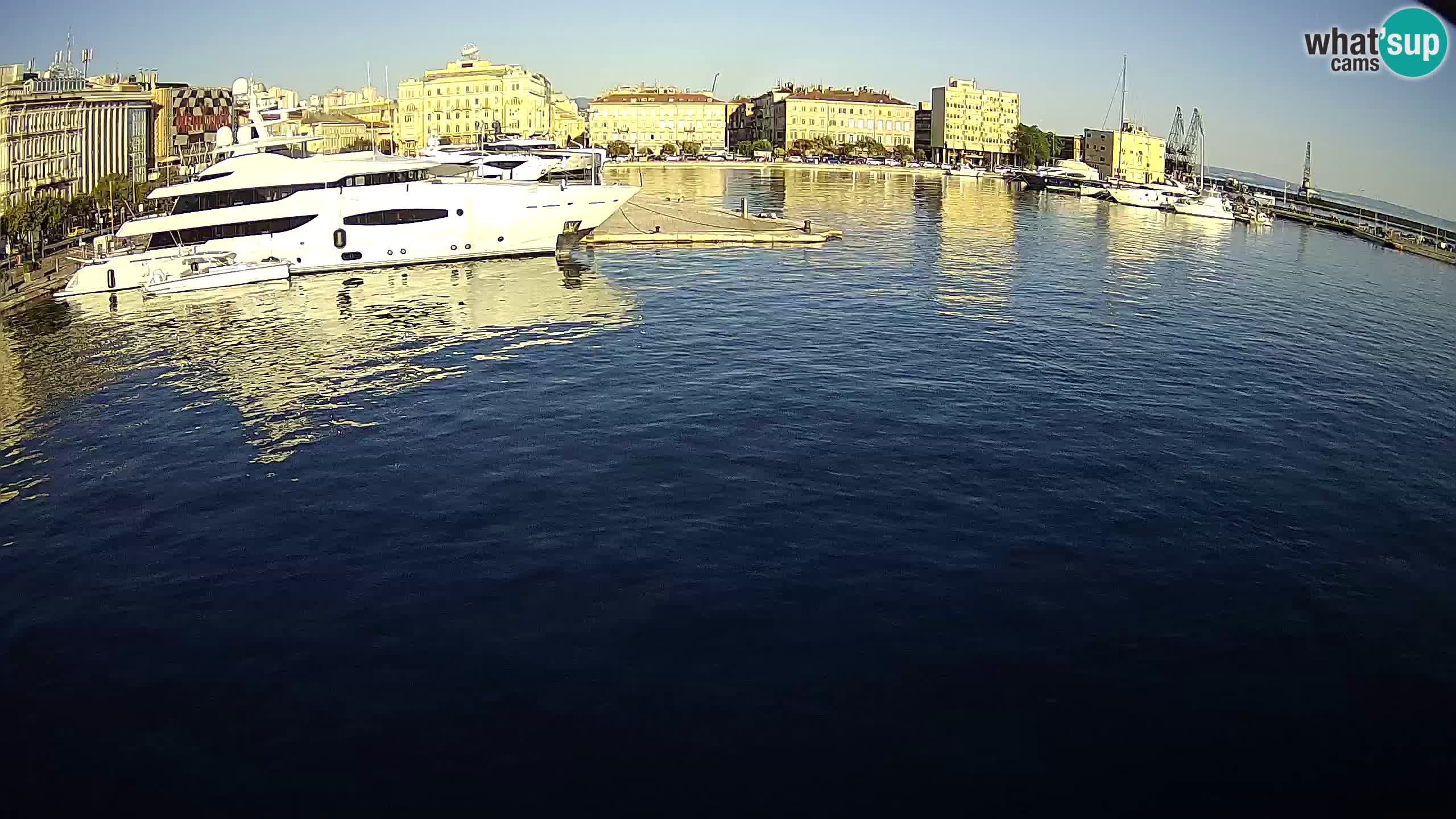 Botel Marina – Rijeka webcam