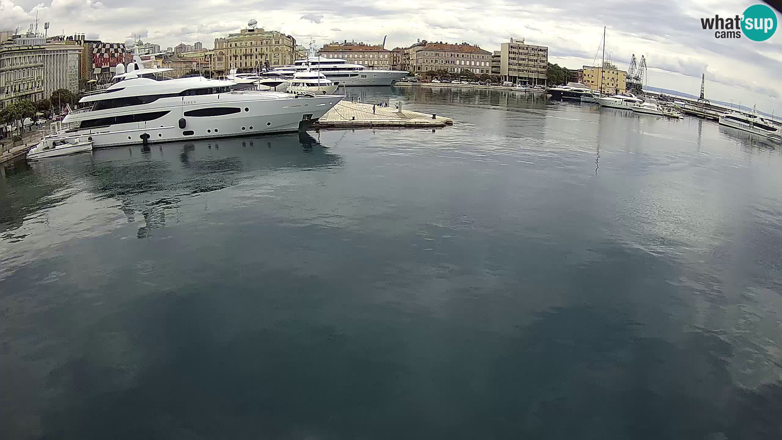 Botel Marina – Rijeka live cam