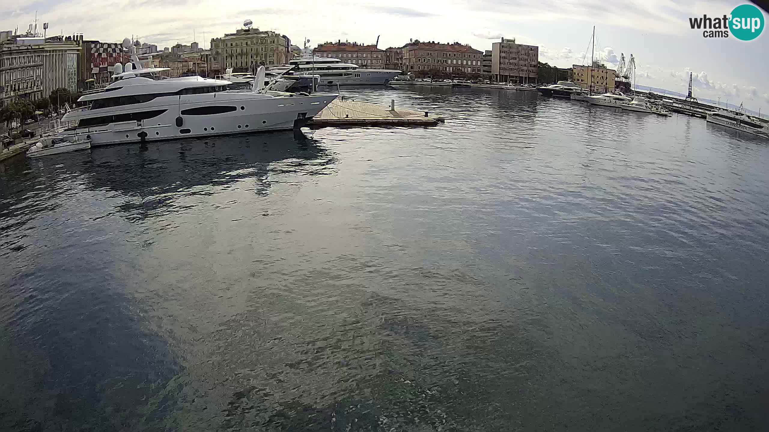 Botel Marina – Rijeka live cam