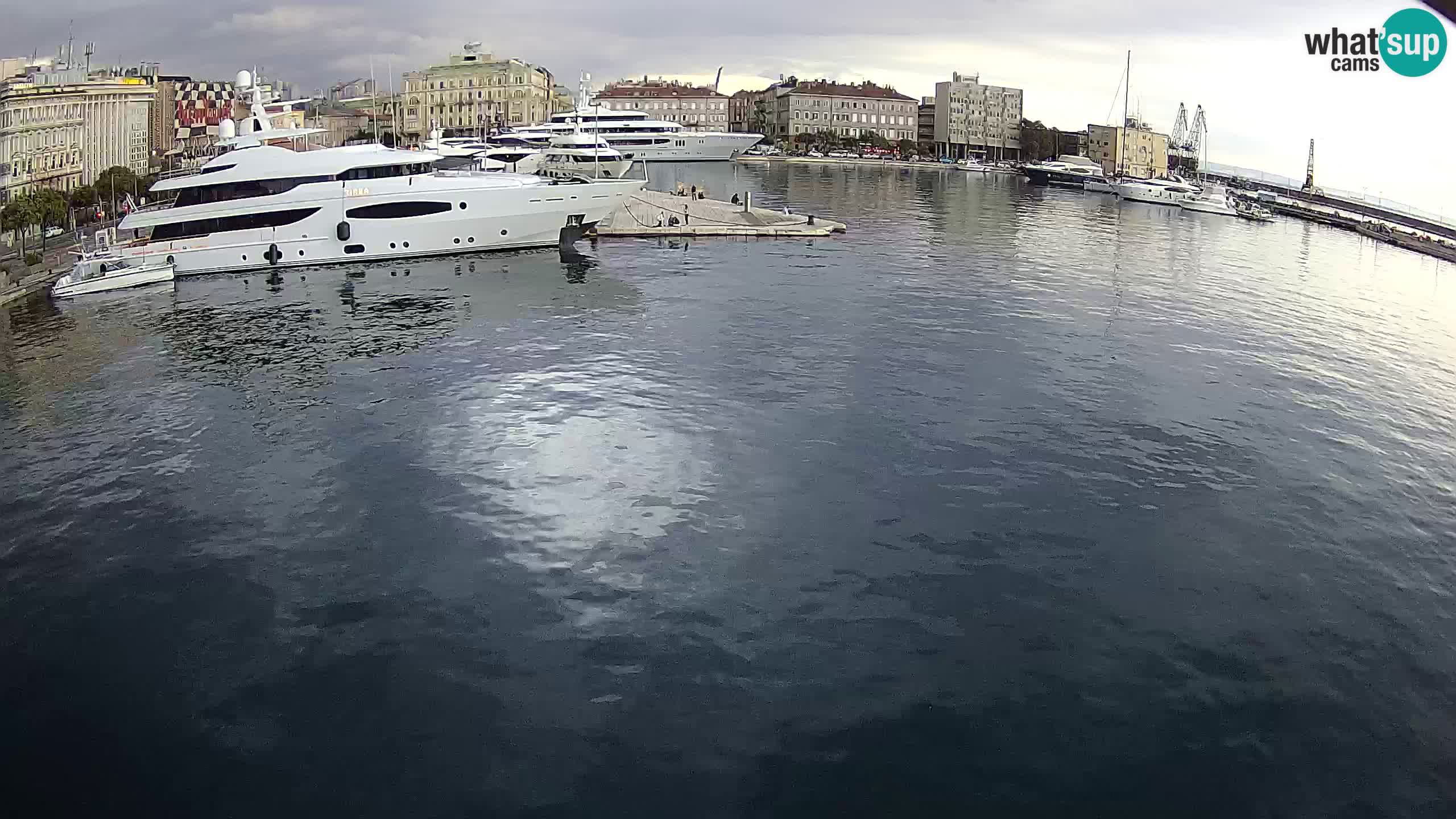 Botel Marina – Rijeka live cam