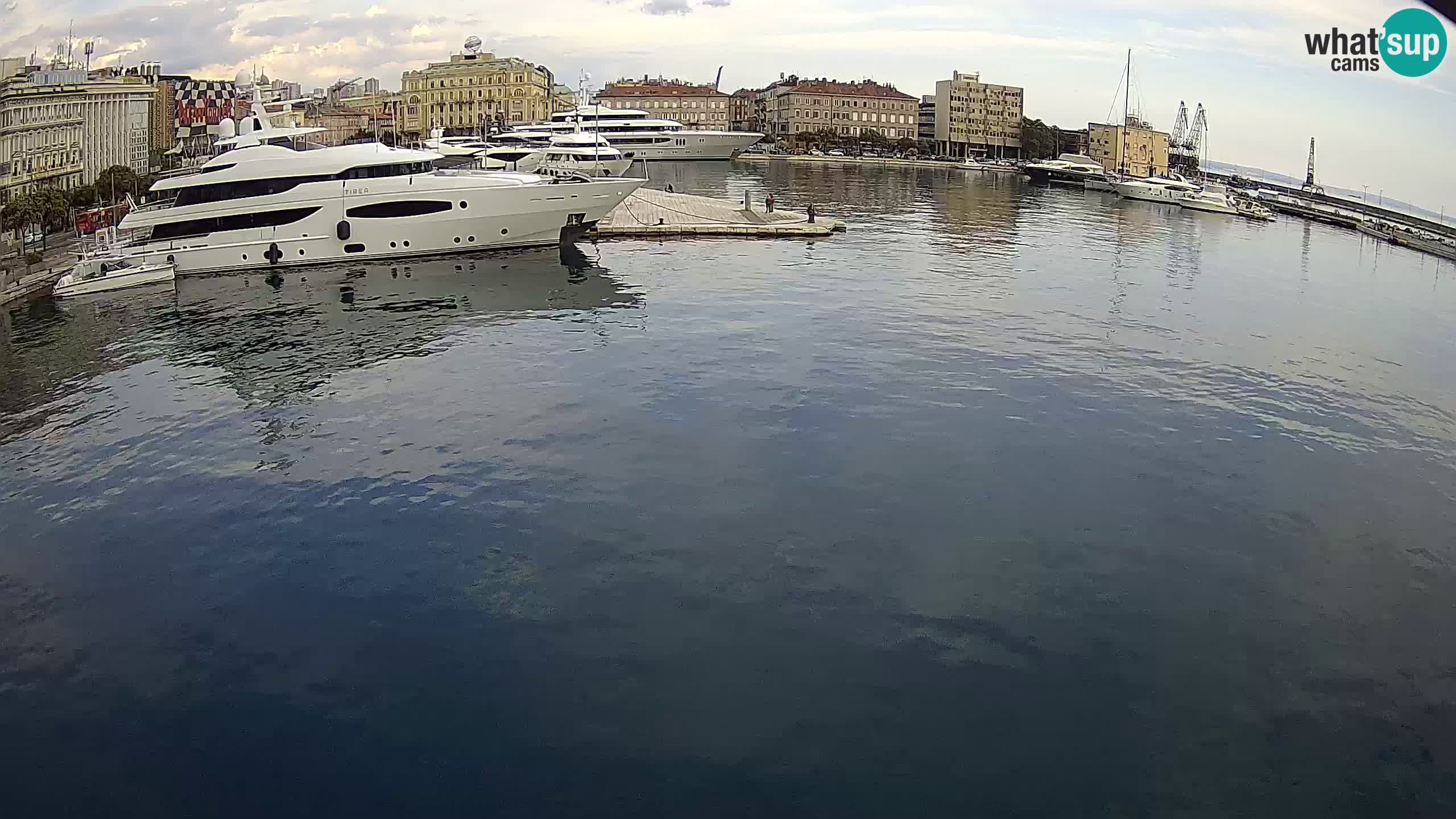 Botel Marina – Rijeka live cam