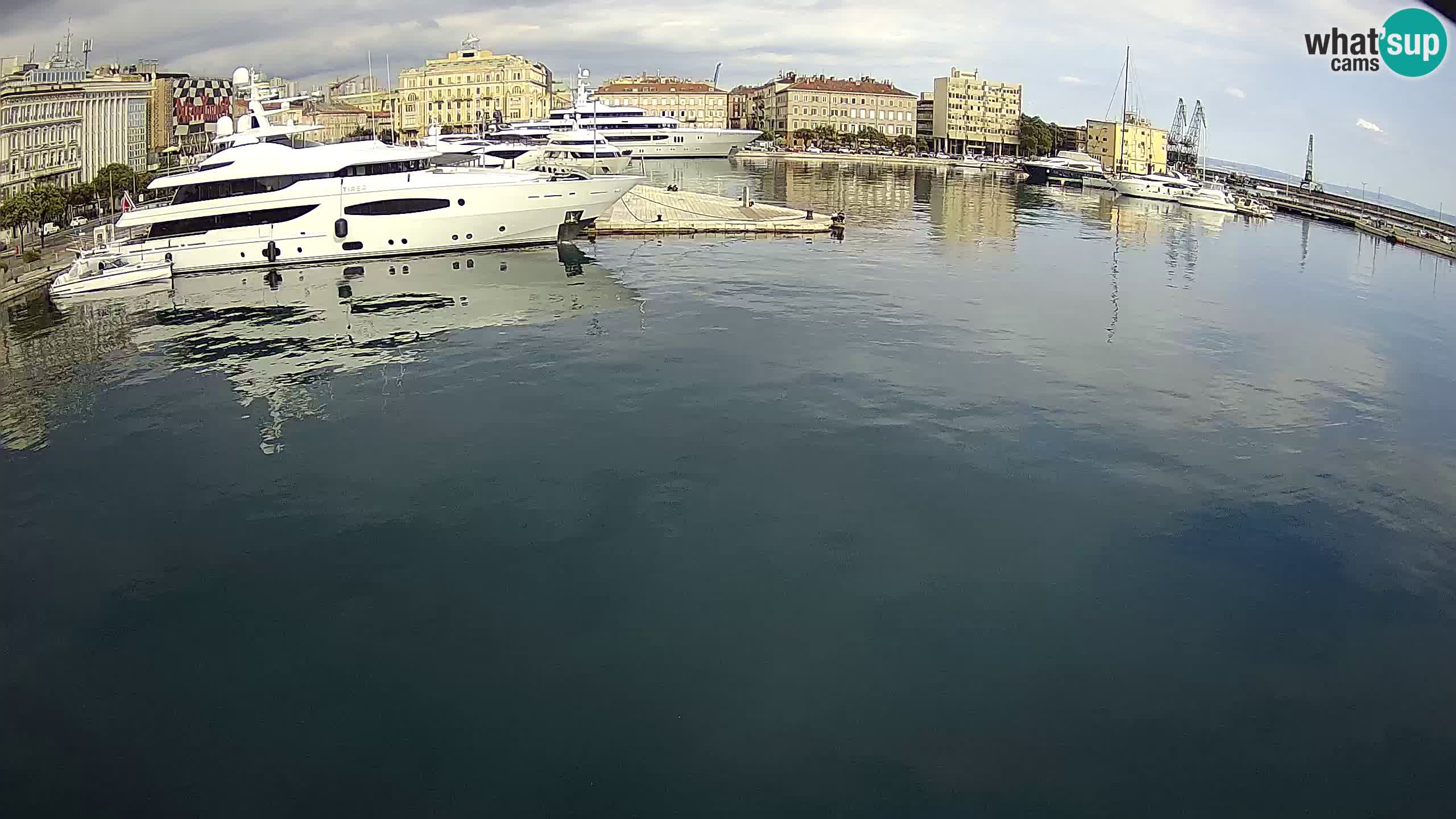 Botel Marina – Rijeka live cam