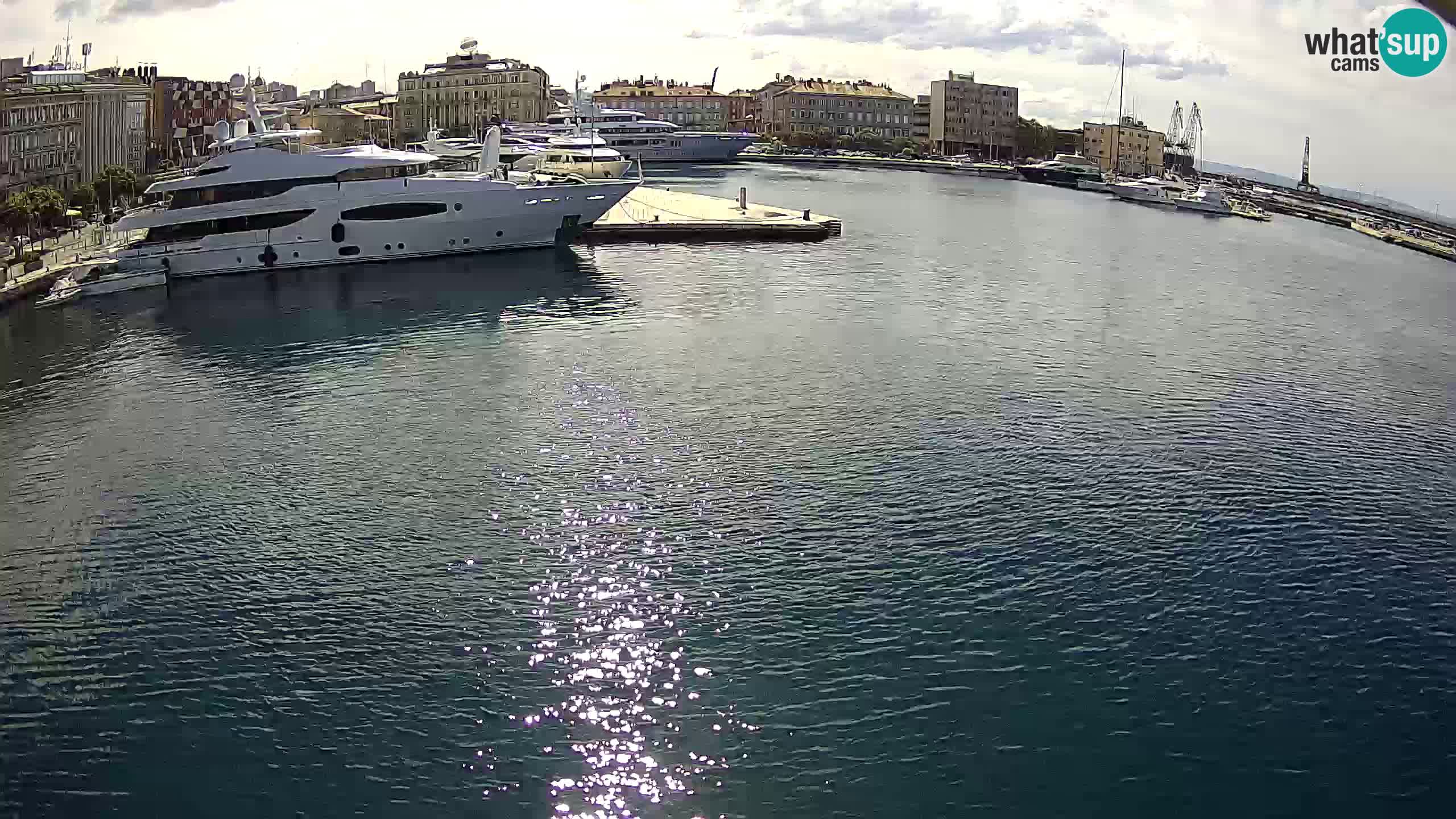 Rijeka – Botel Marina web kamera