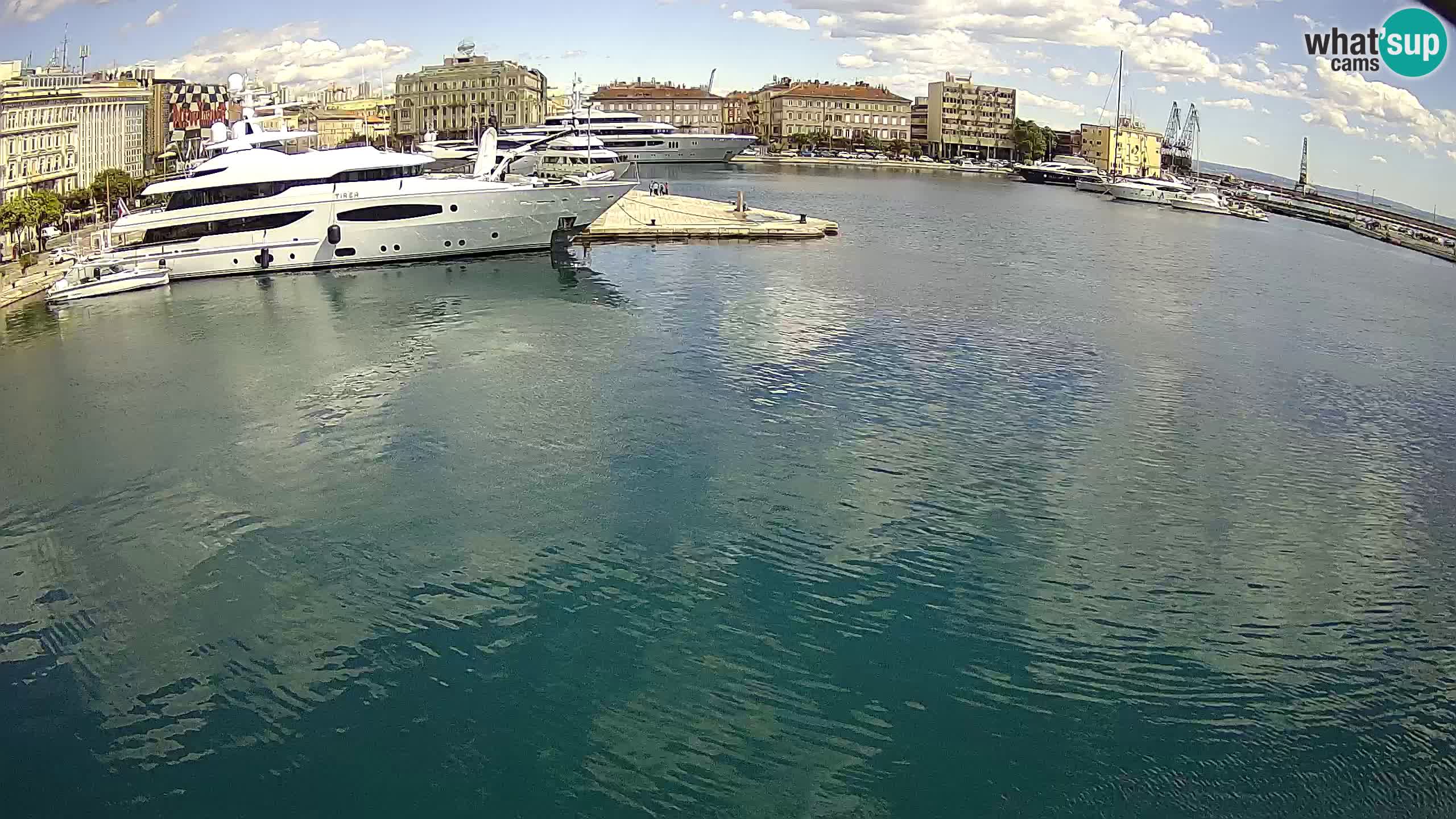 Reka – Botel Marina spletna kamera