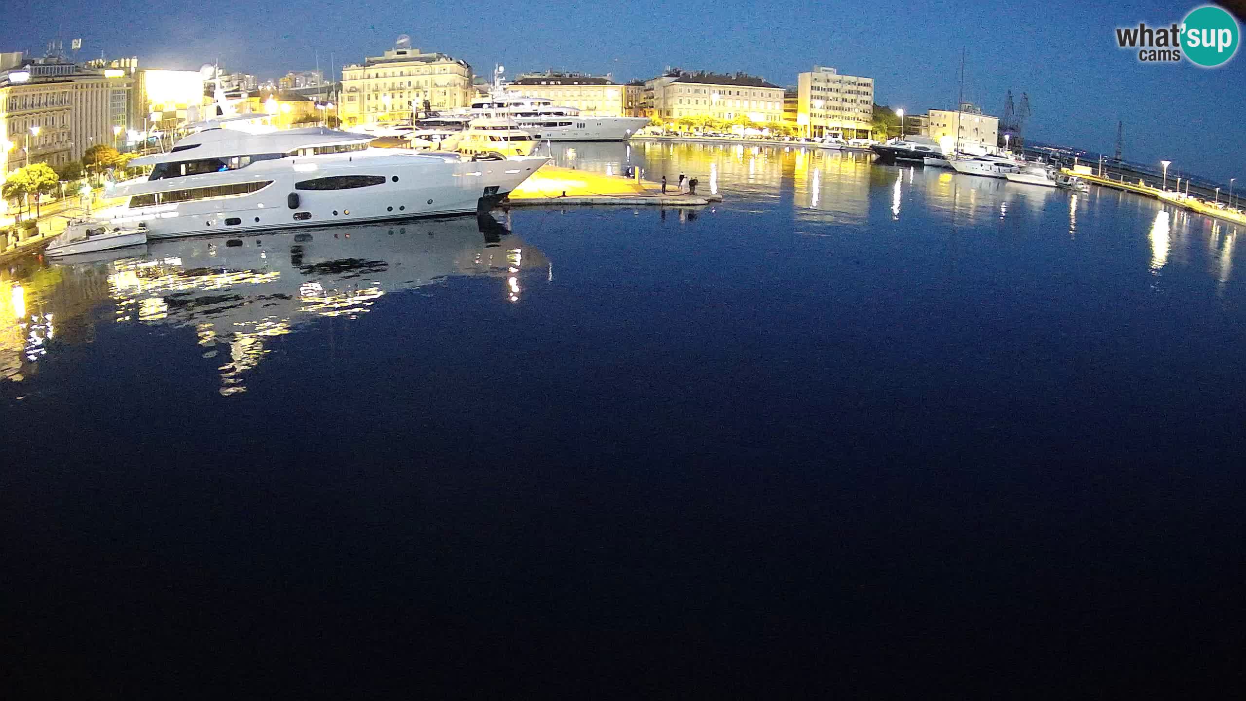 Botel Marina – Rijeka live cam