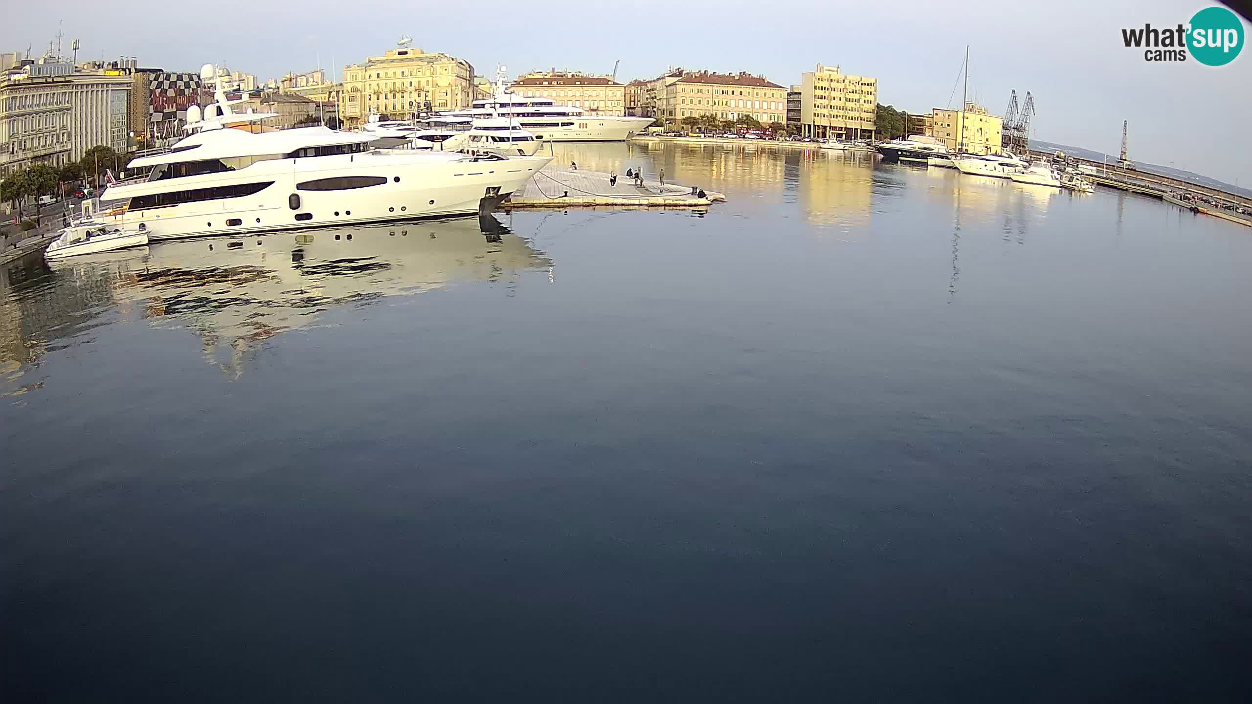 Botel Marina – Rijeka webcam