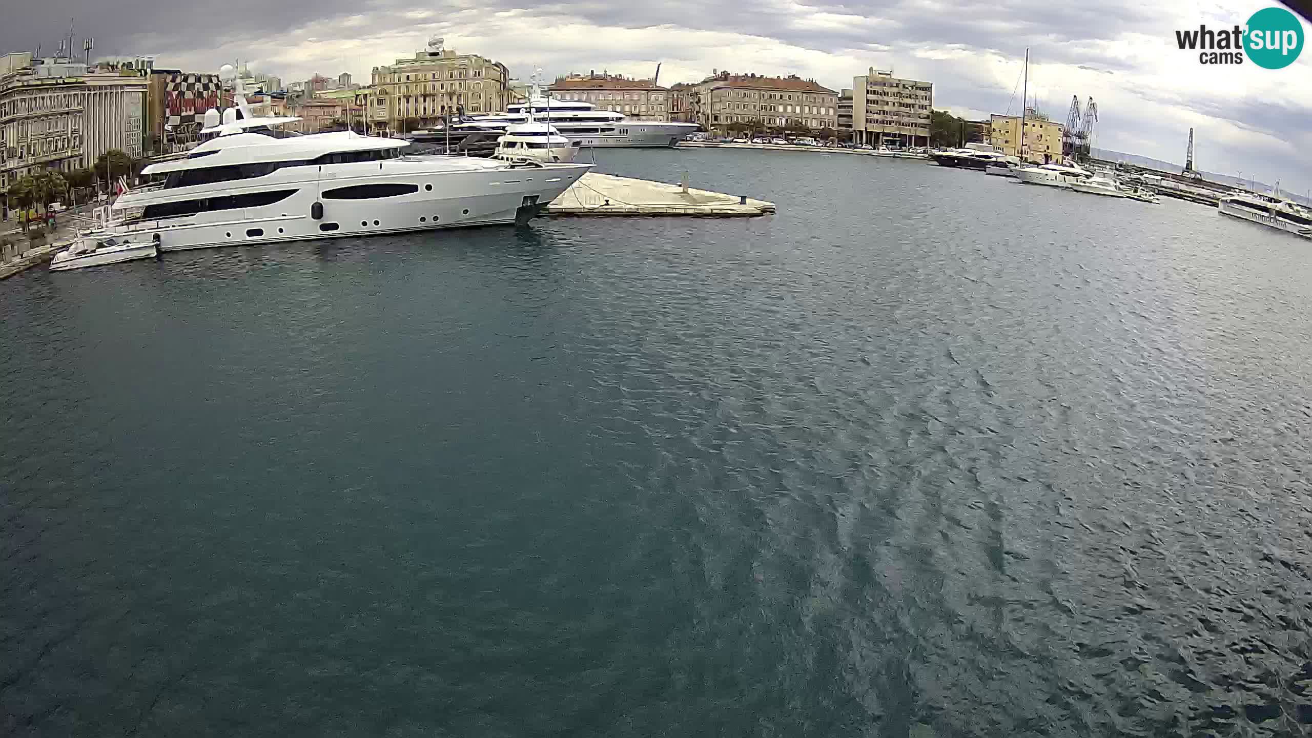 Rijeka – Botel Marina web kamera