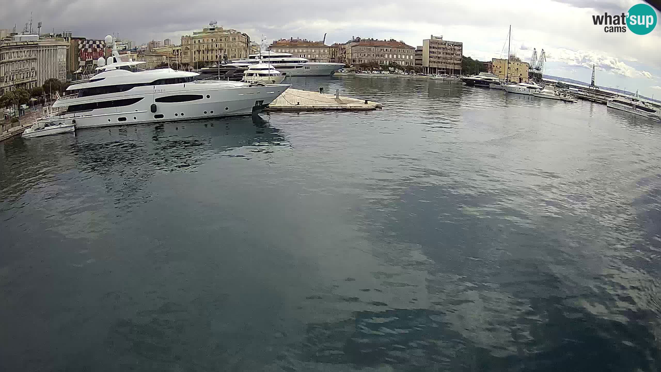 Botel Marina – Rijeka live cam
