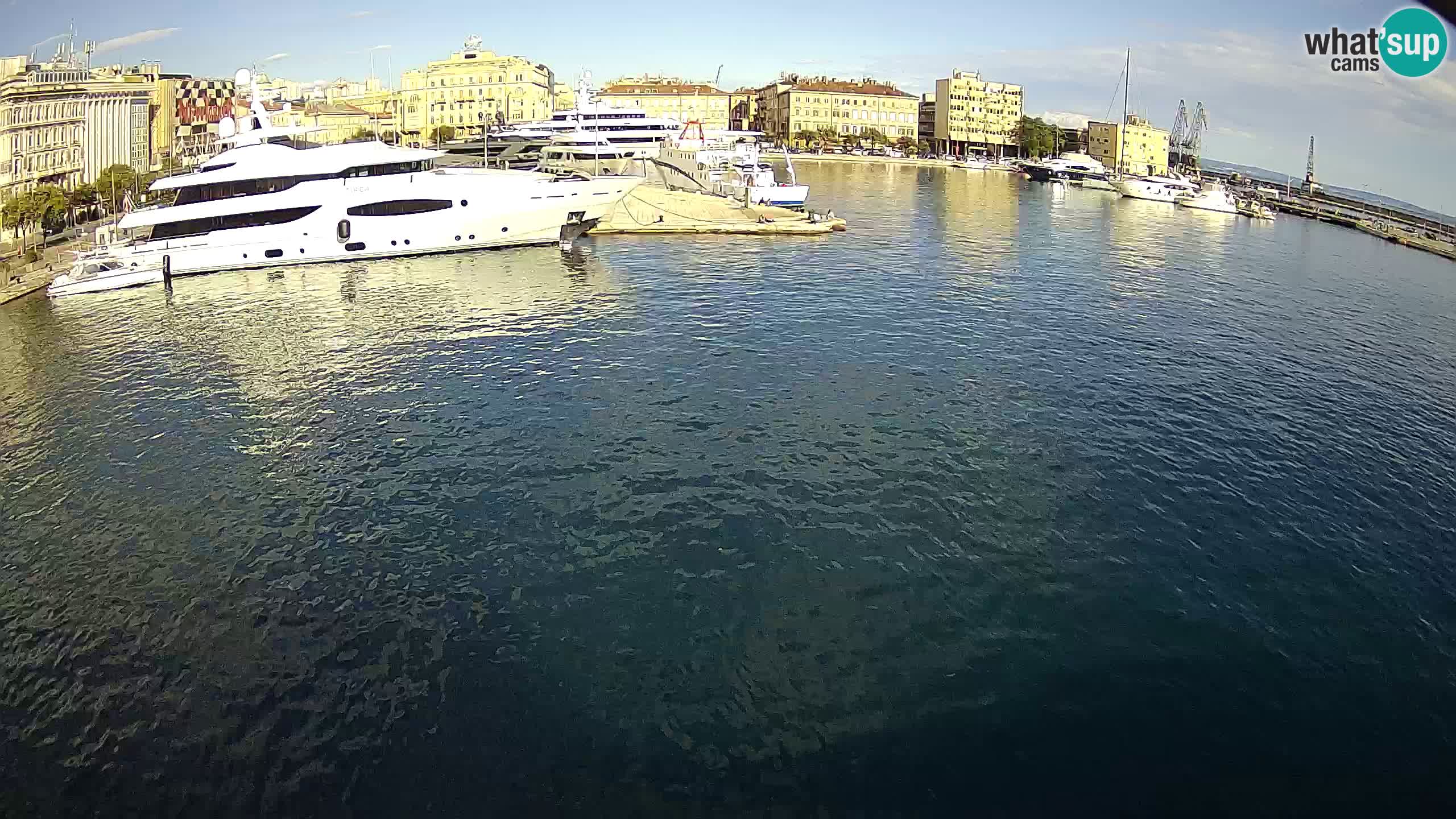 Botel Marina – Rijeka live cam