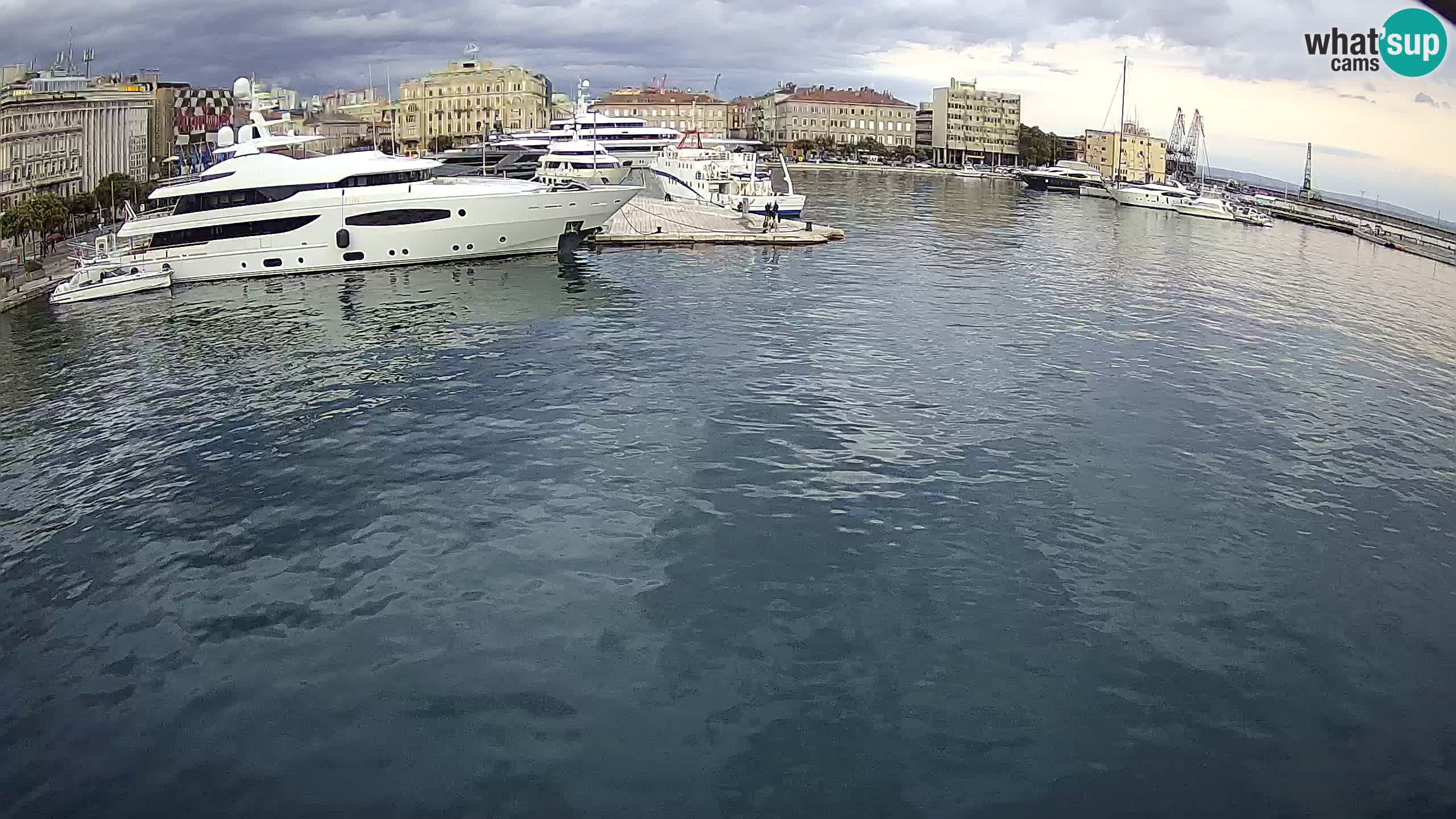 Botel Marina – Rijeka webcam