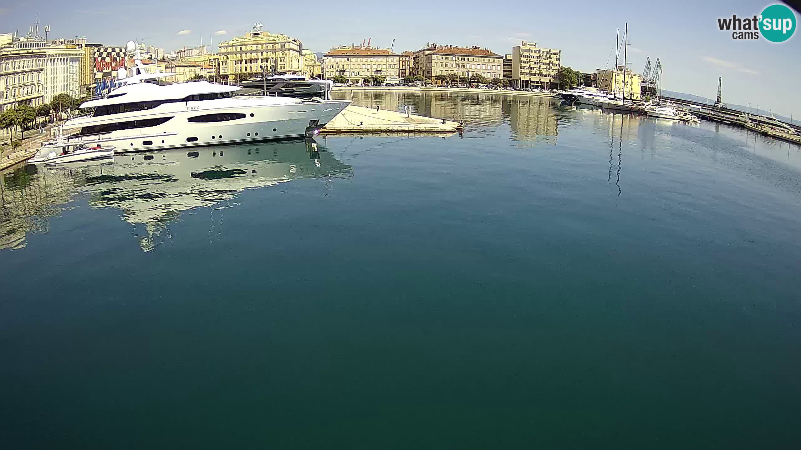 Reka – Botel Marina spletna kamera