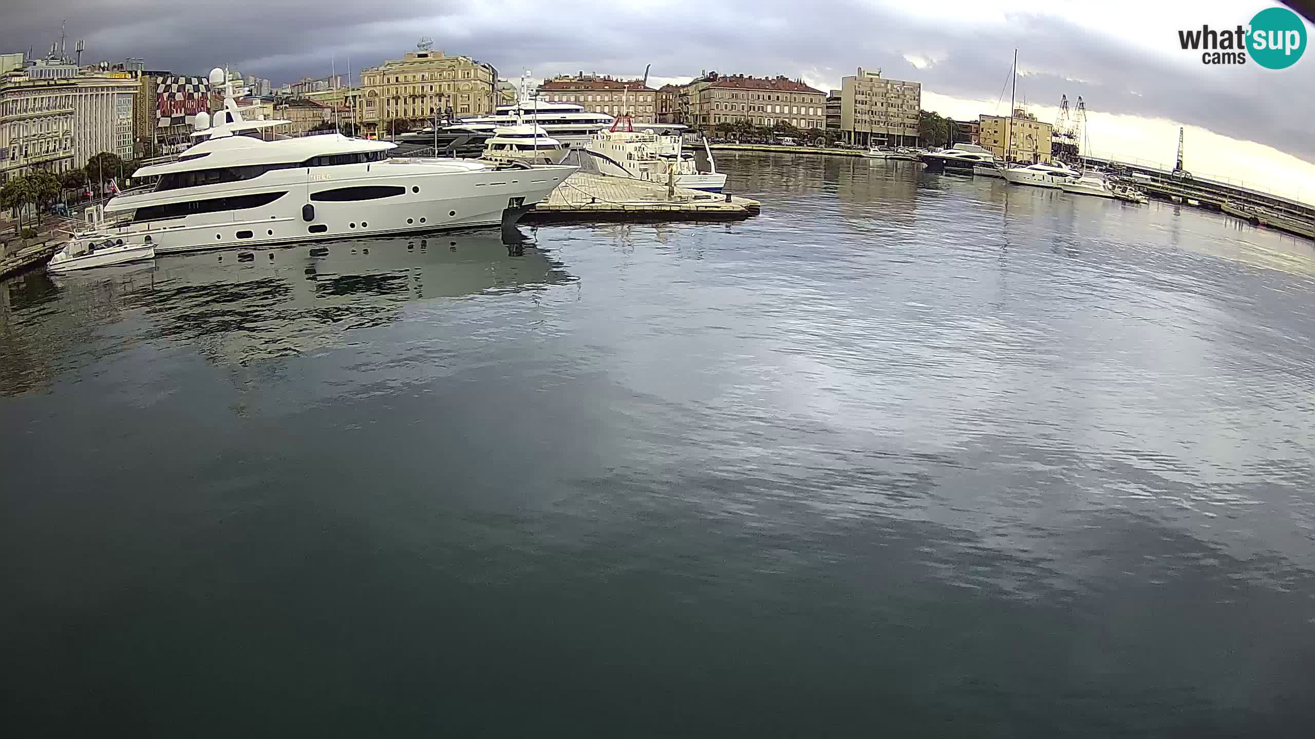 Rijeka – Botel Marina web kamera
