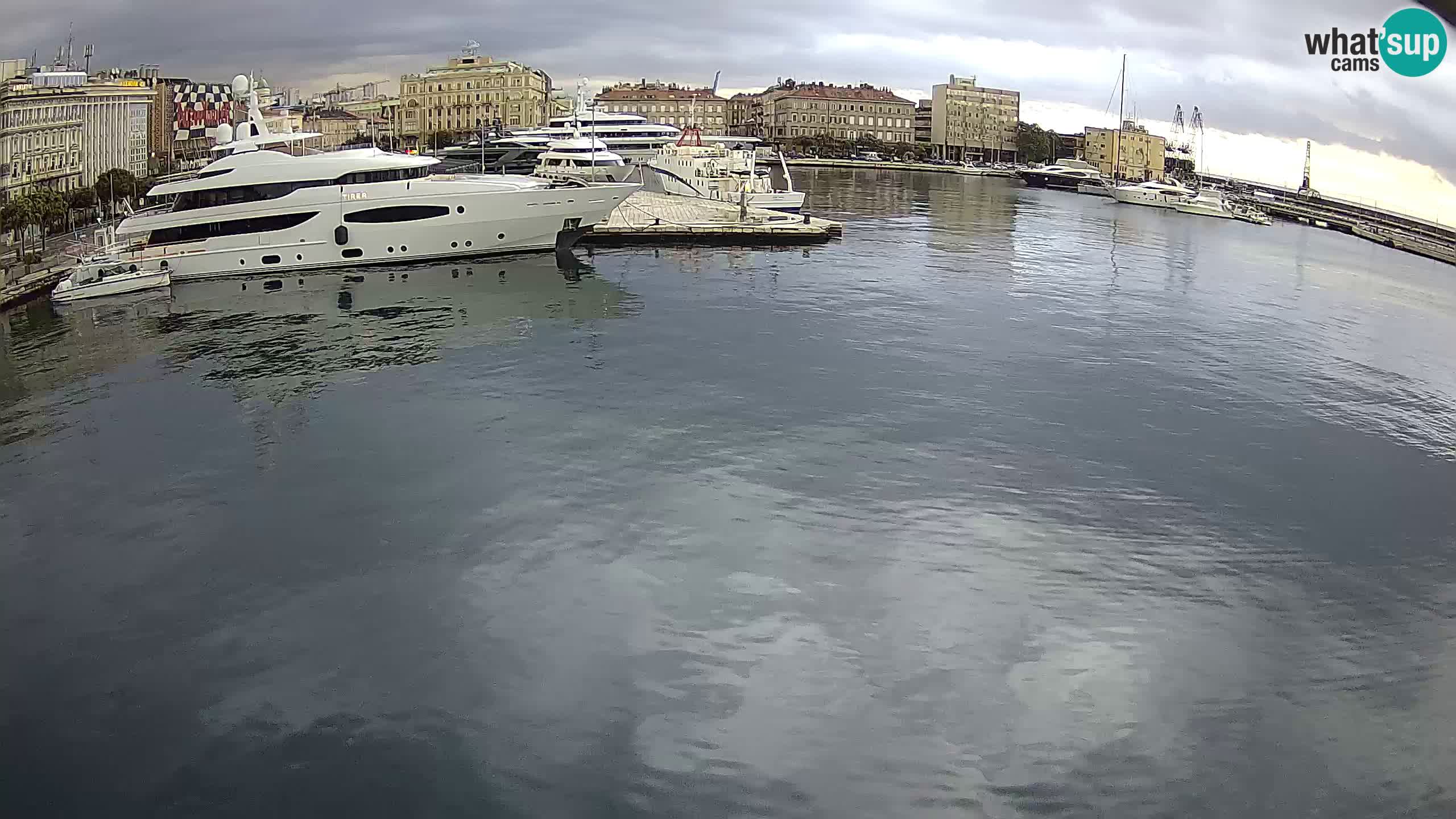 Botel Marina cámara web en vivo Rijeka