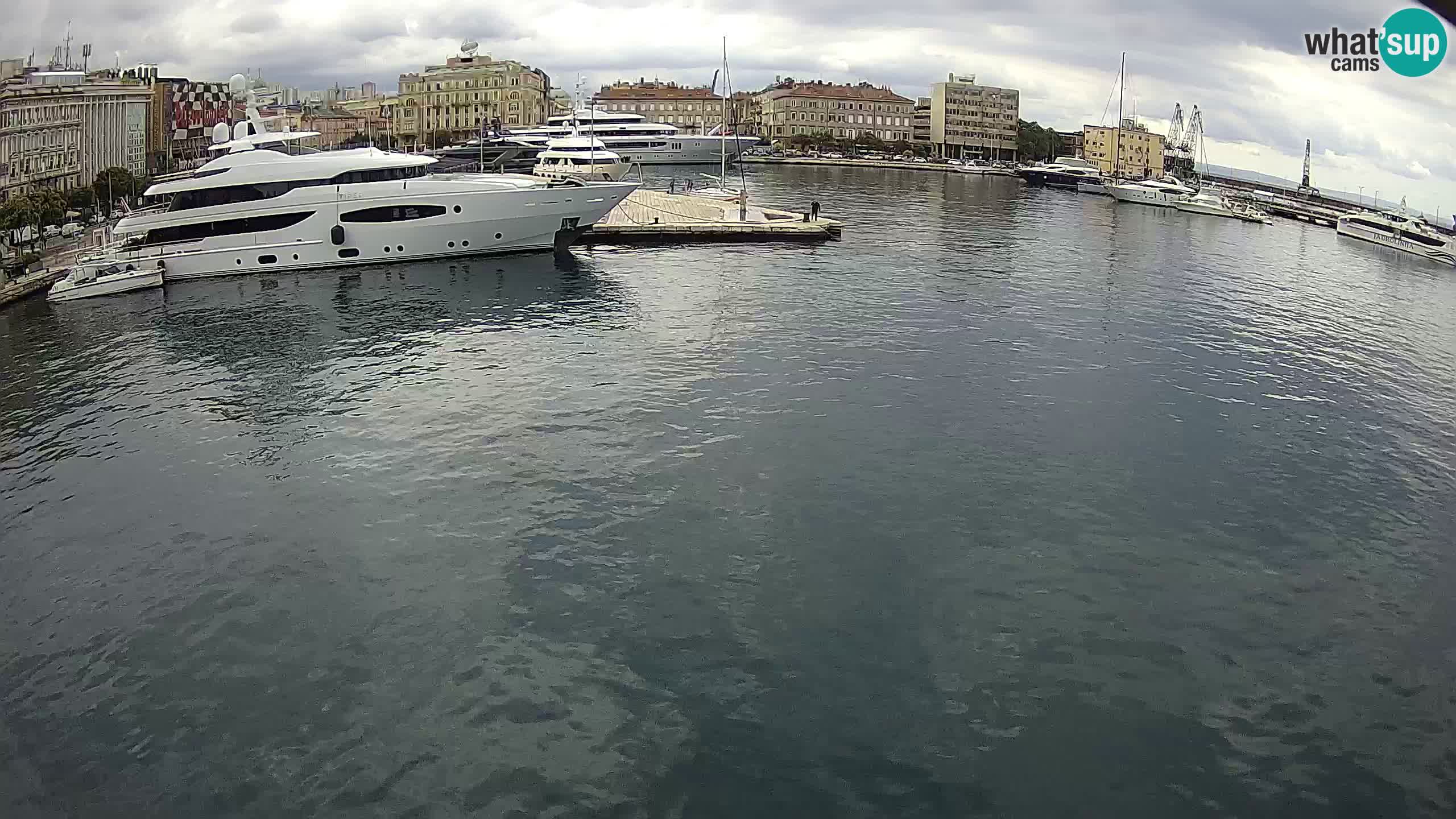 Rijeka – Botel Marina webcam en direct