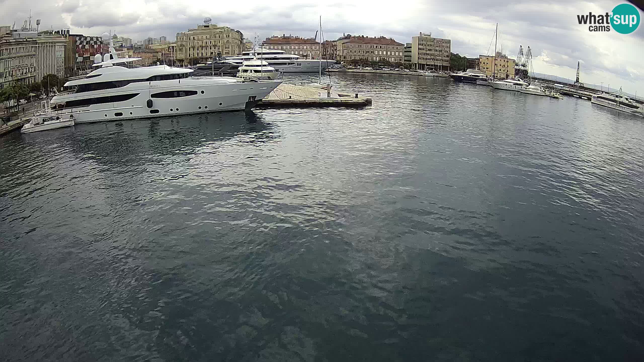 Rijeka – Botel Marina webcam en direct