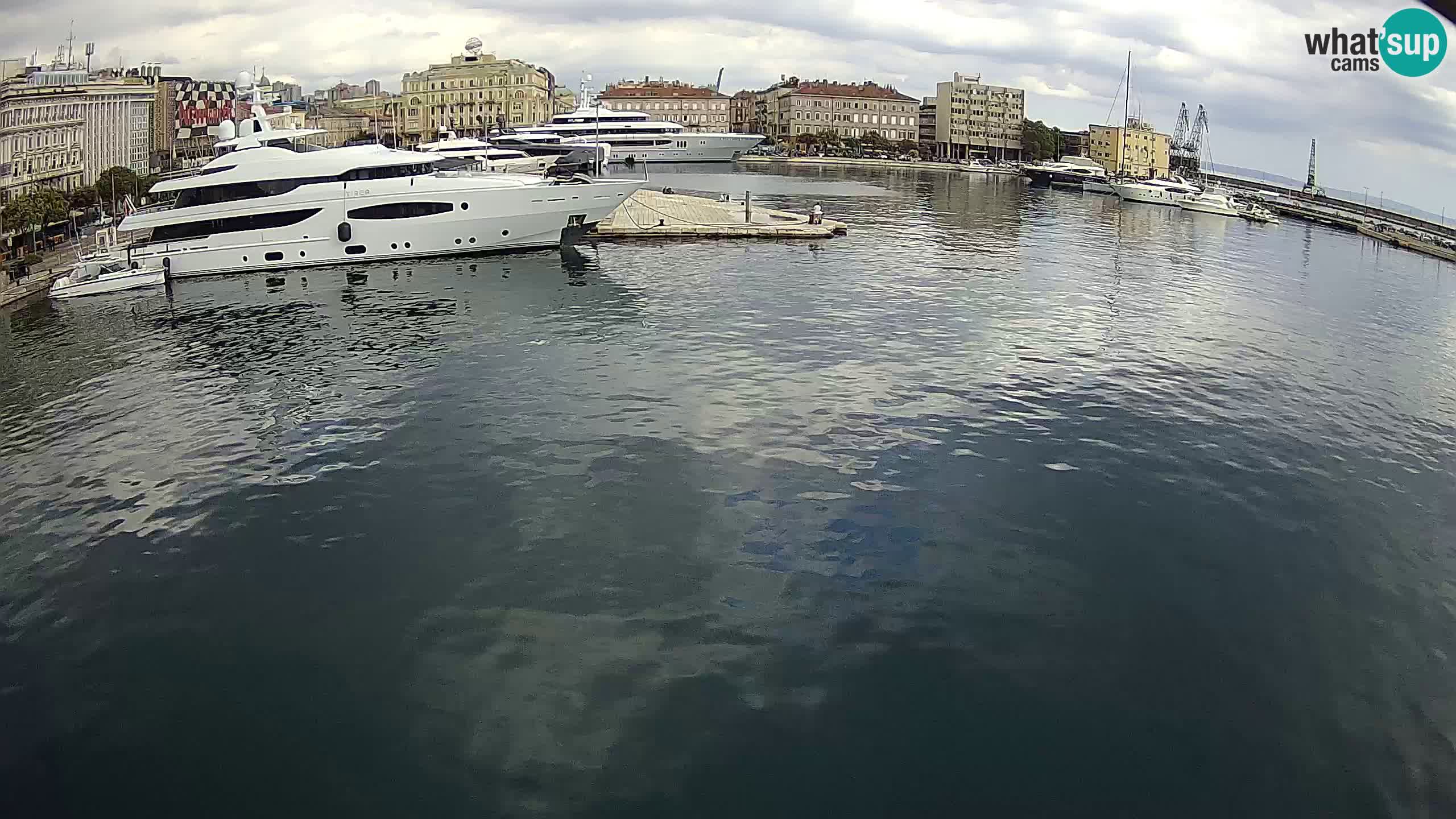 Botel Marina – Rijeka live cam