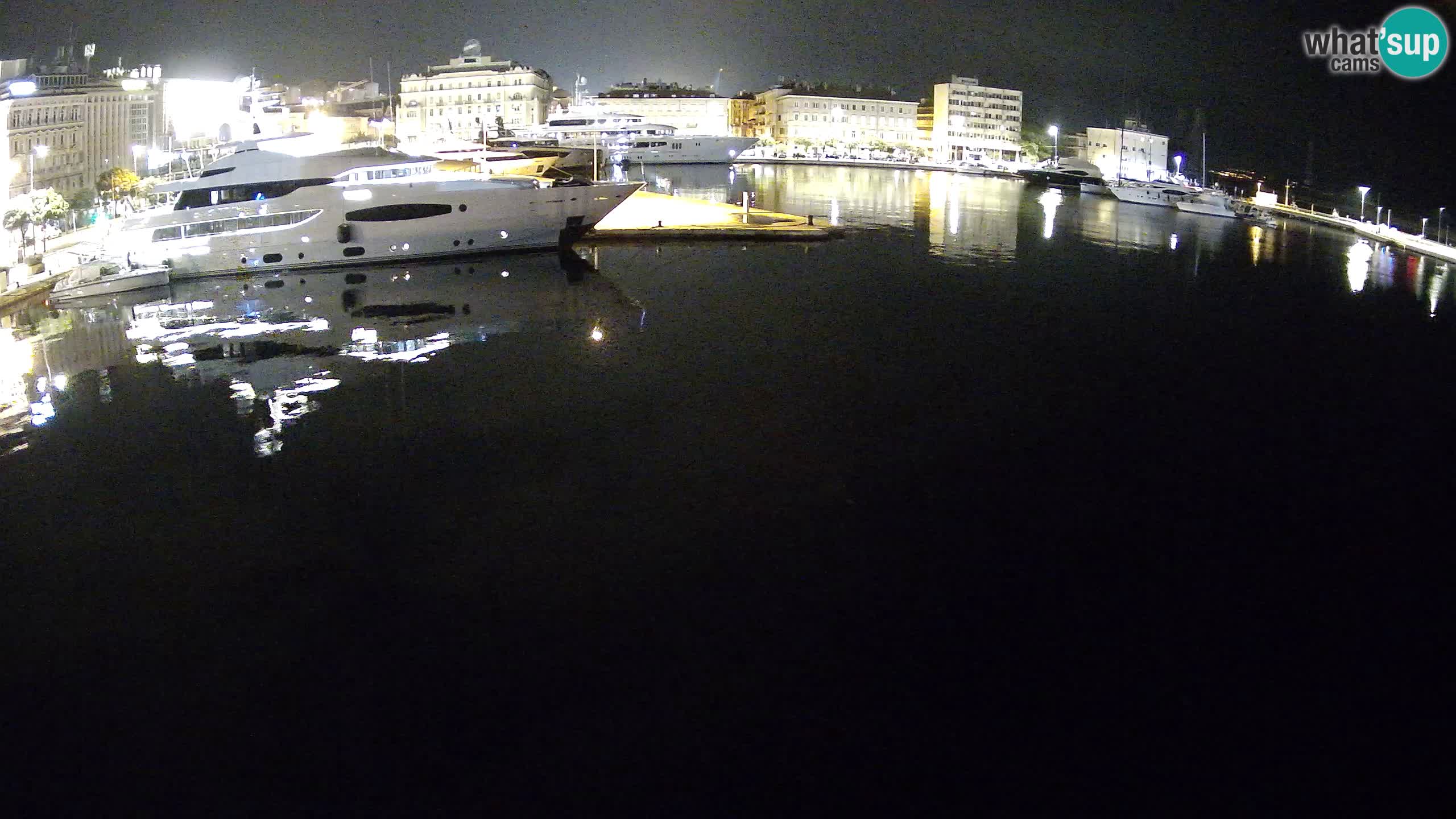 Reka – Botel Marina spletna kamera