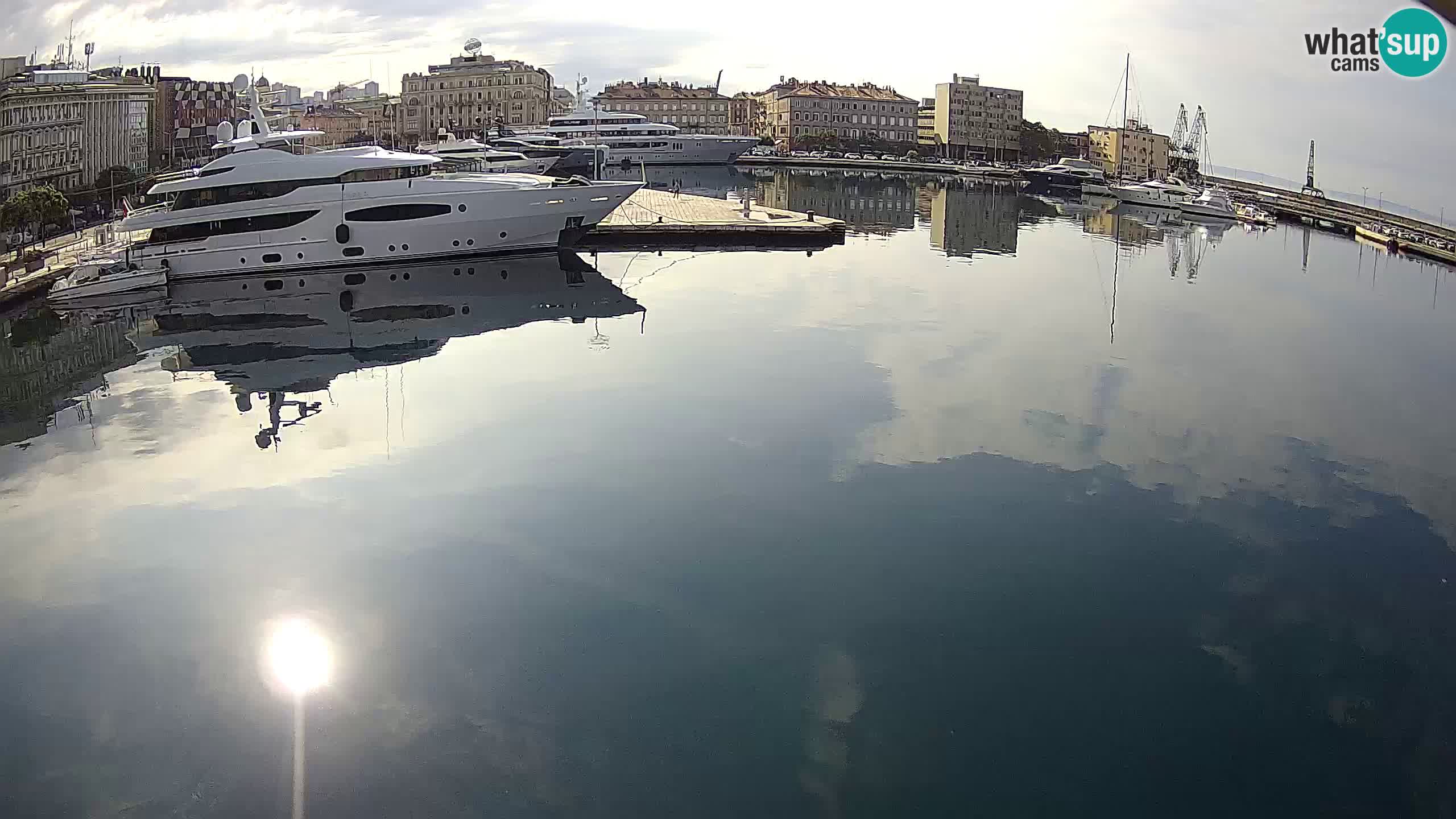 Rijeka – Botel Marina web kamera