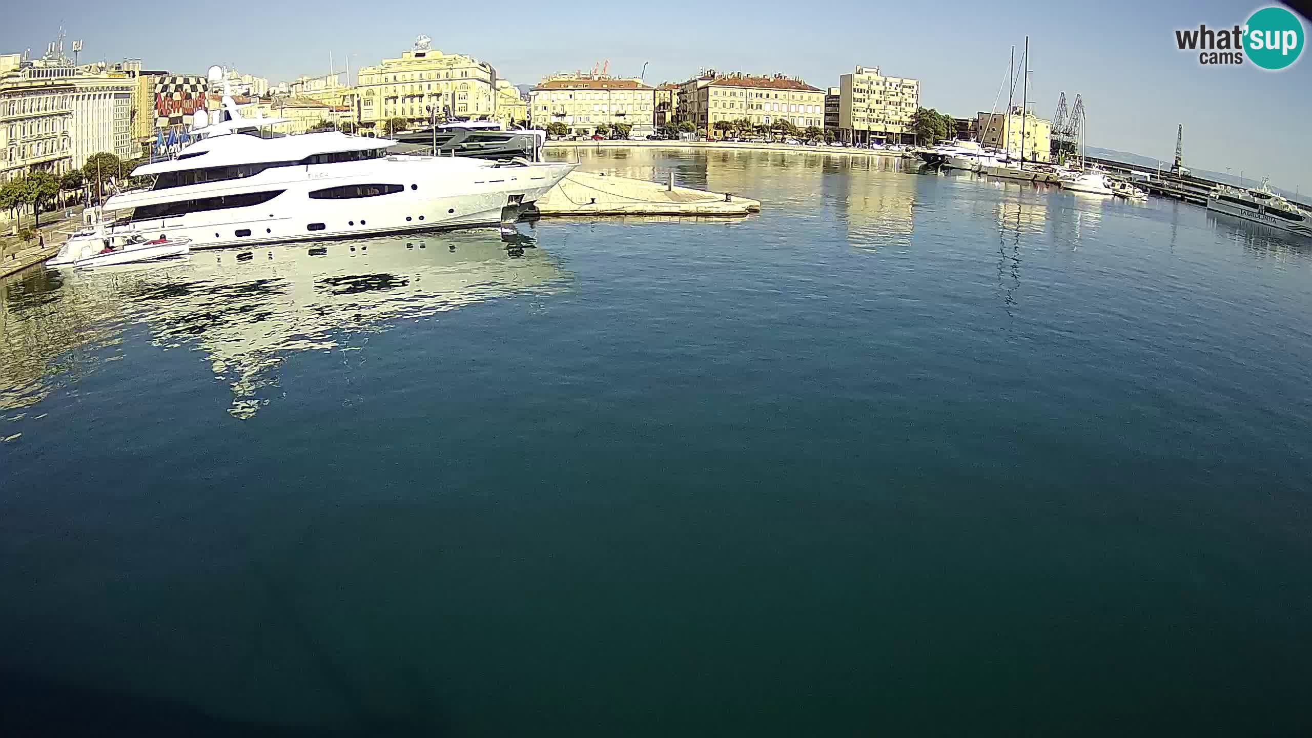 Botel Marina – Rijeka live cam