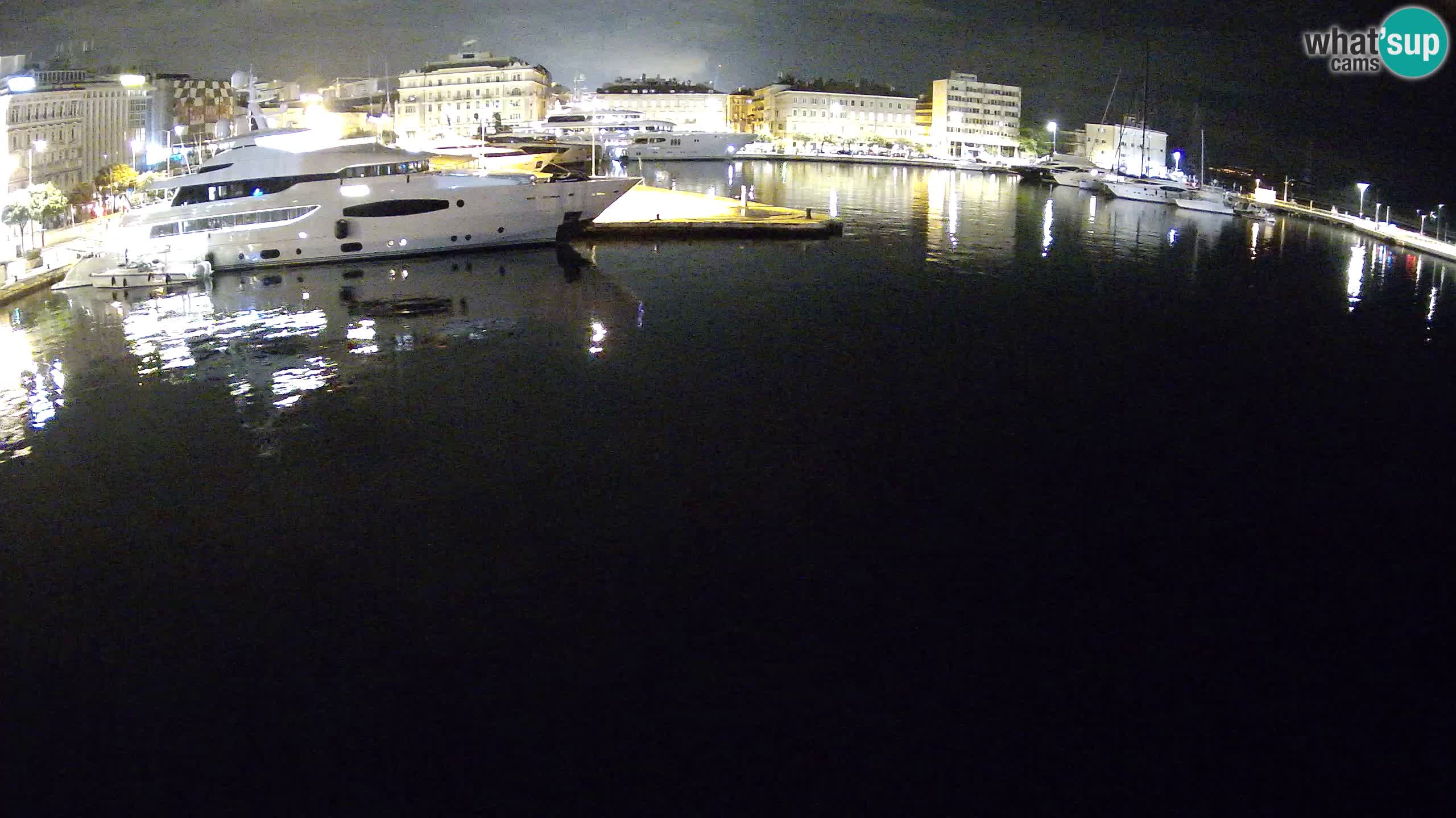 Botel Marina cámara web en vivo Rijeka