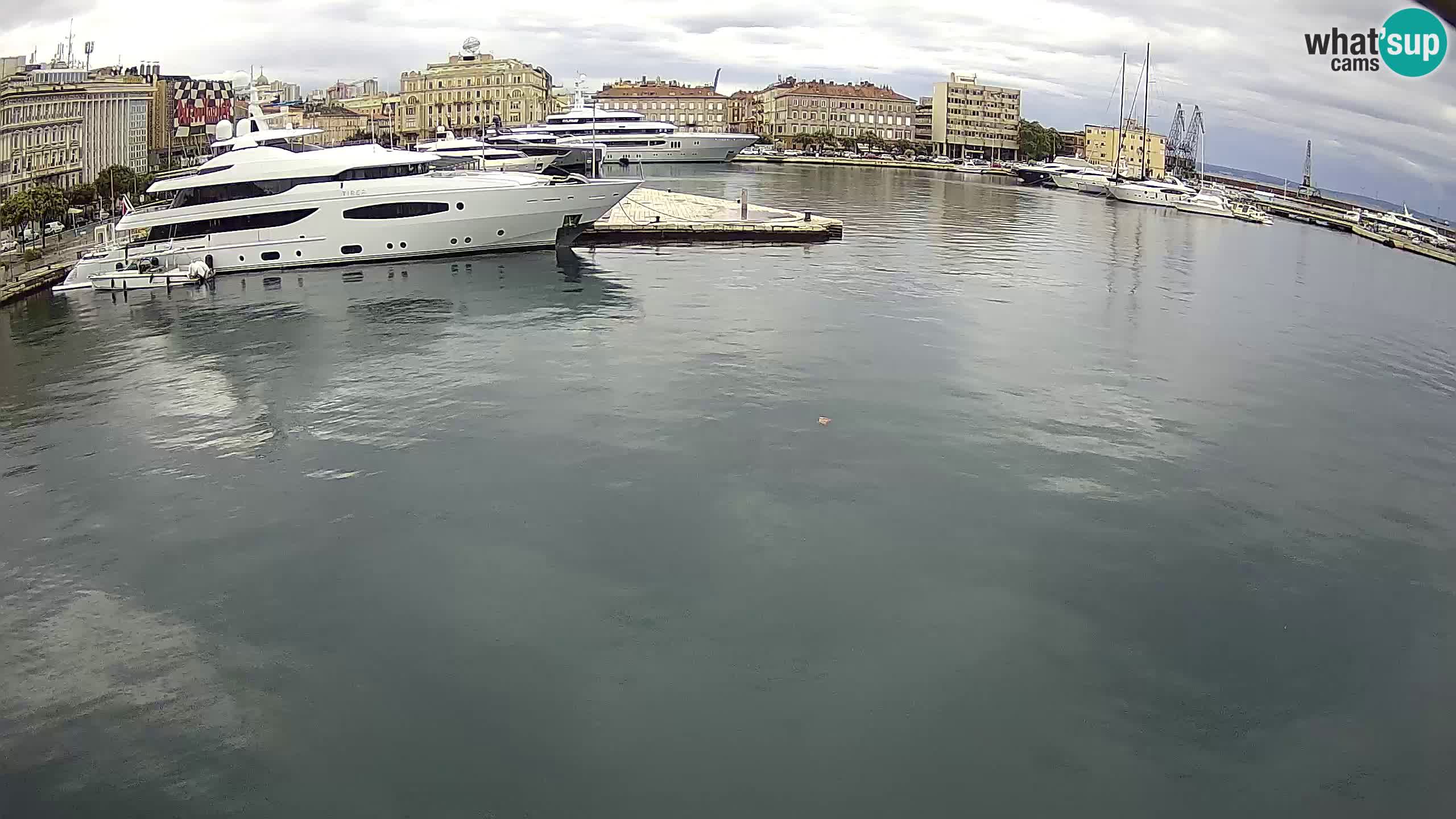 Botel Marina cámara web en vivo Rijeka