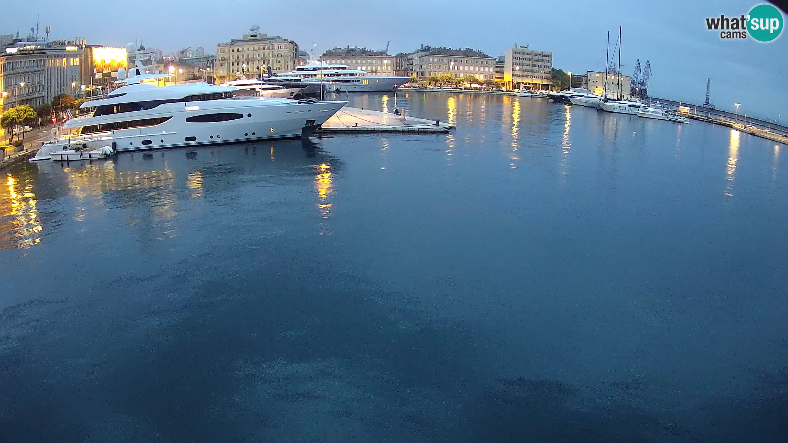 Rijeka – Botel Marina web kamera