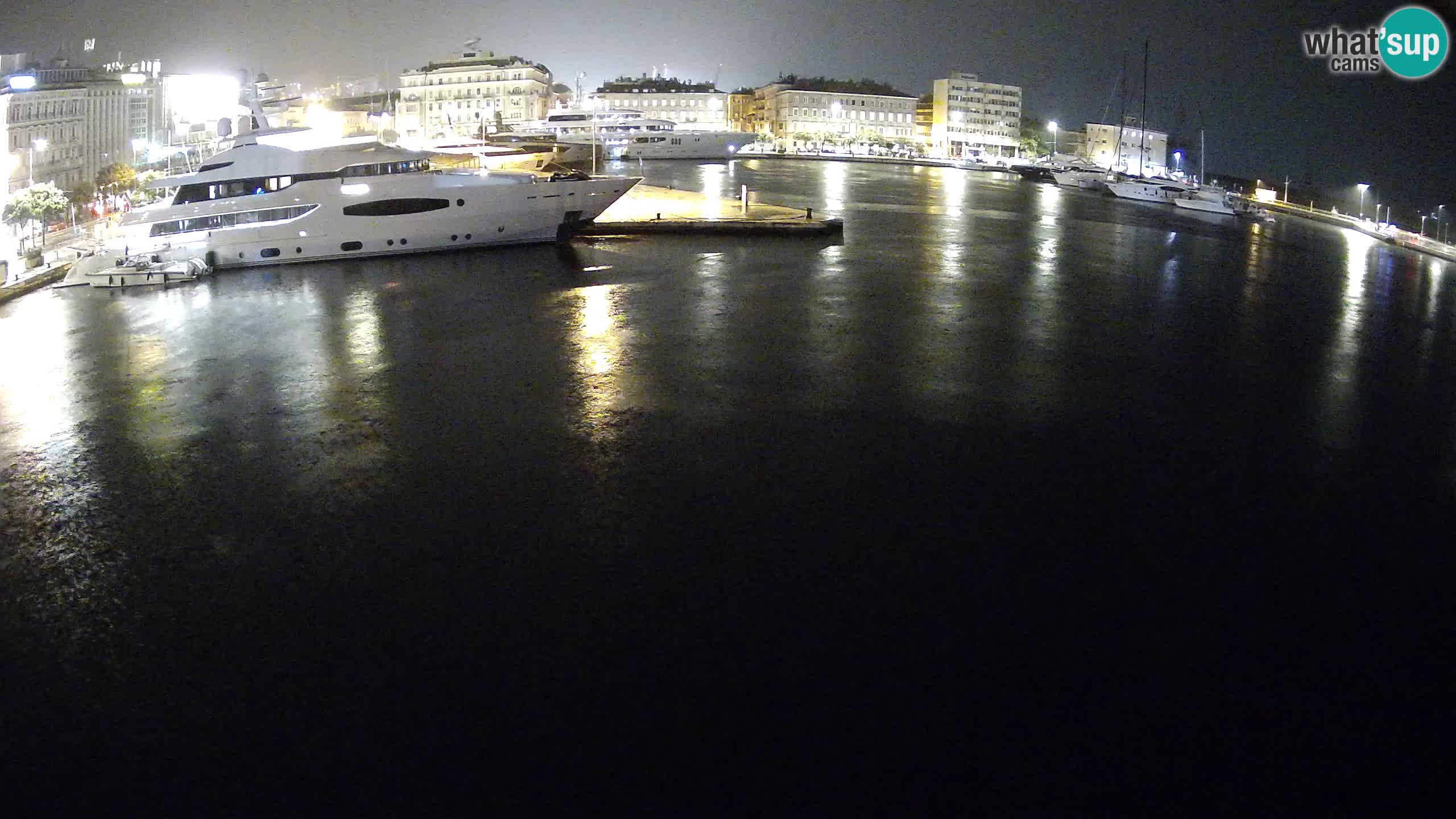 Botel Marina cámara web en vivo Rijeka