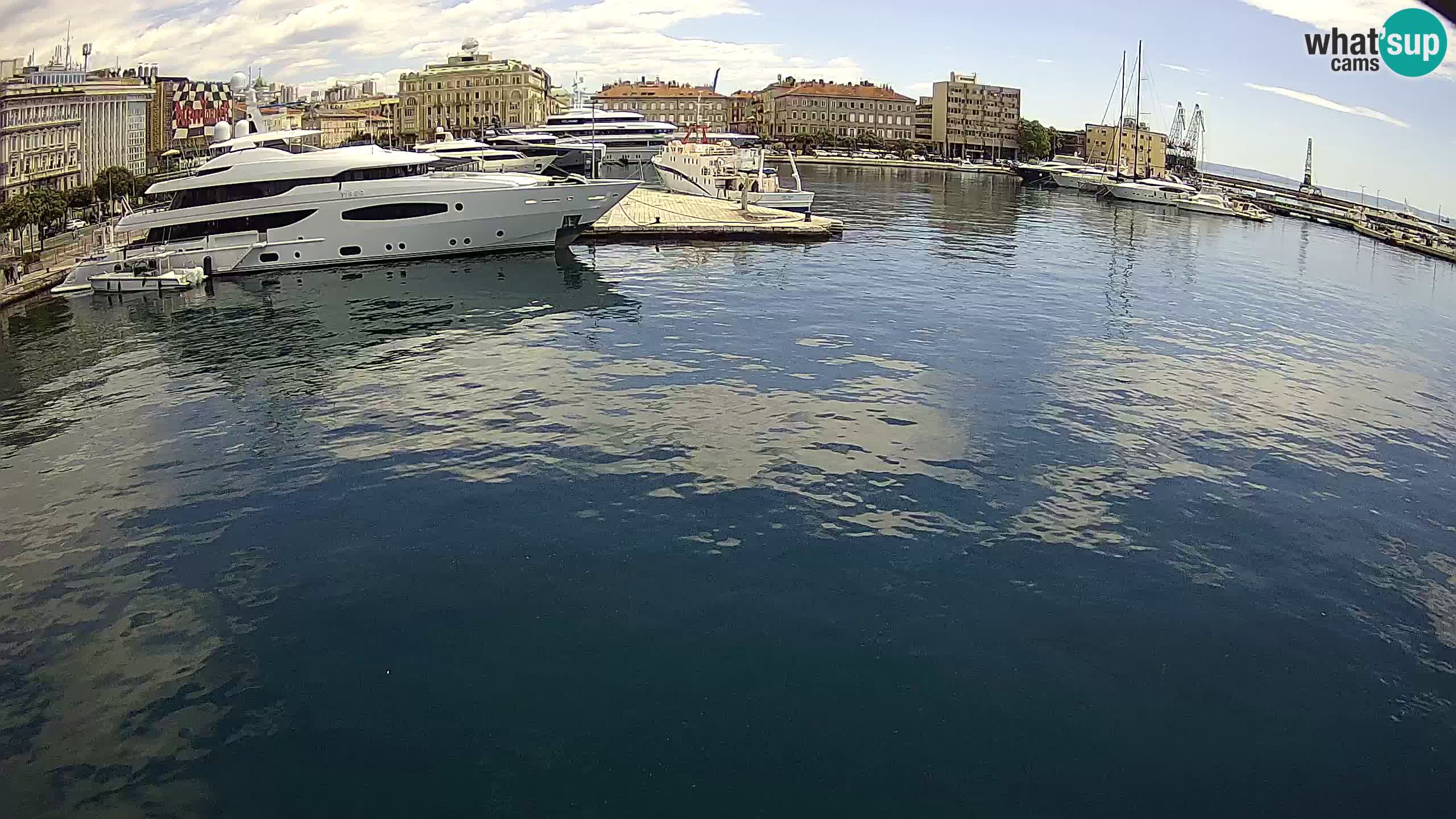 Botel Marina cámara web en vivo Rijeka