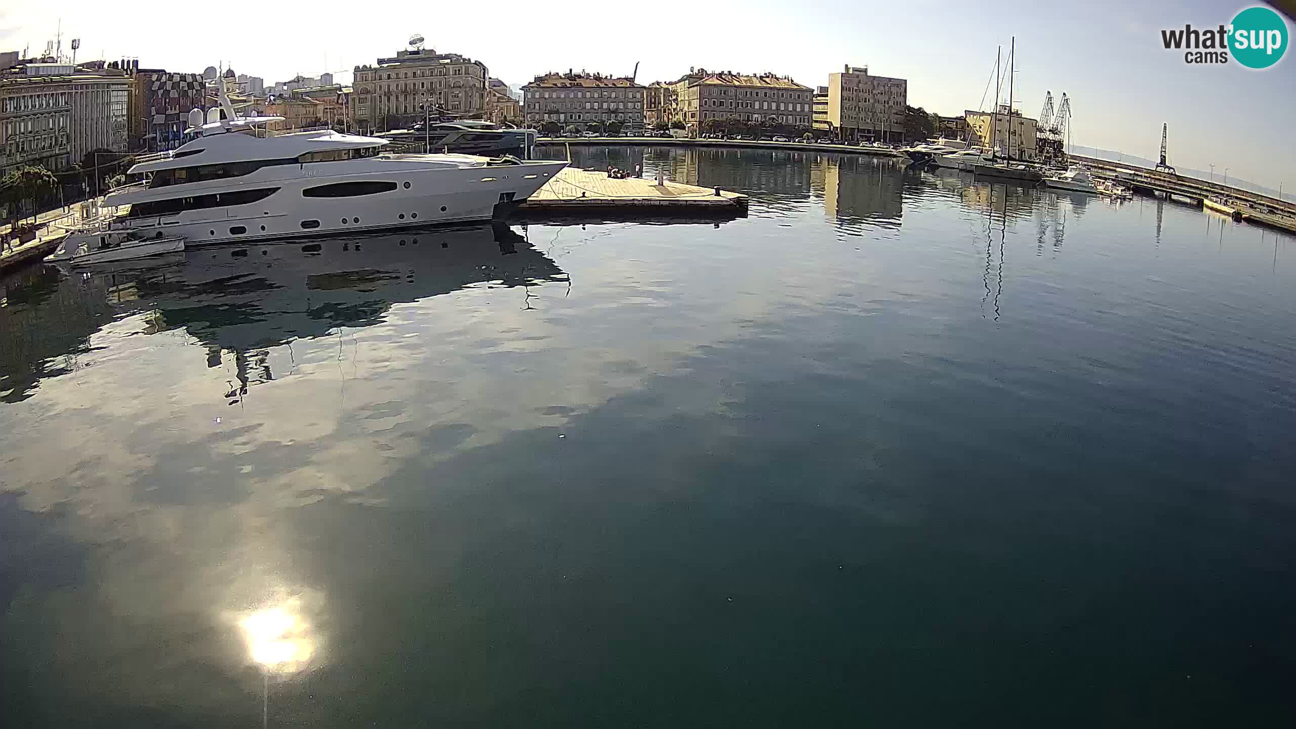 Rijeka – Botel Marina web kamera