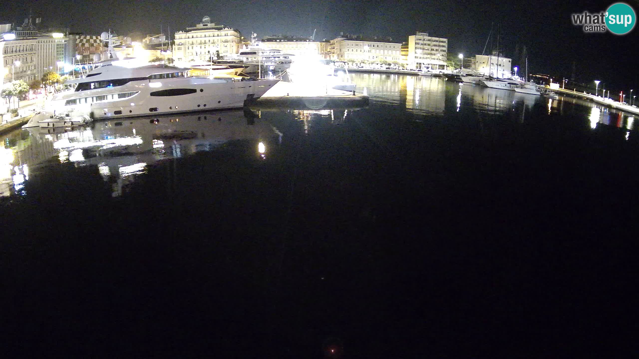 Botel Marina cámara web en vivo Rijeka