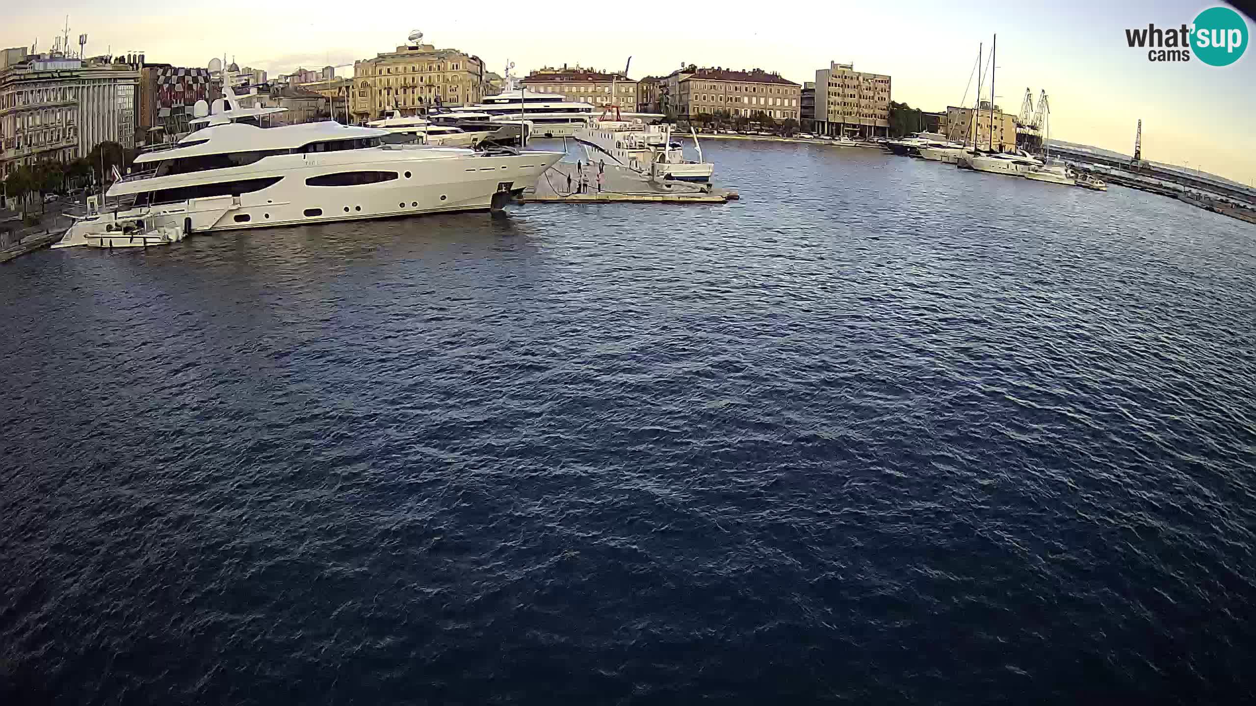 Rijeka – Botel Marina webcam en direct