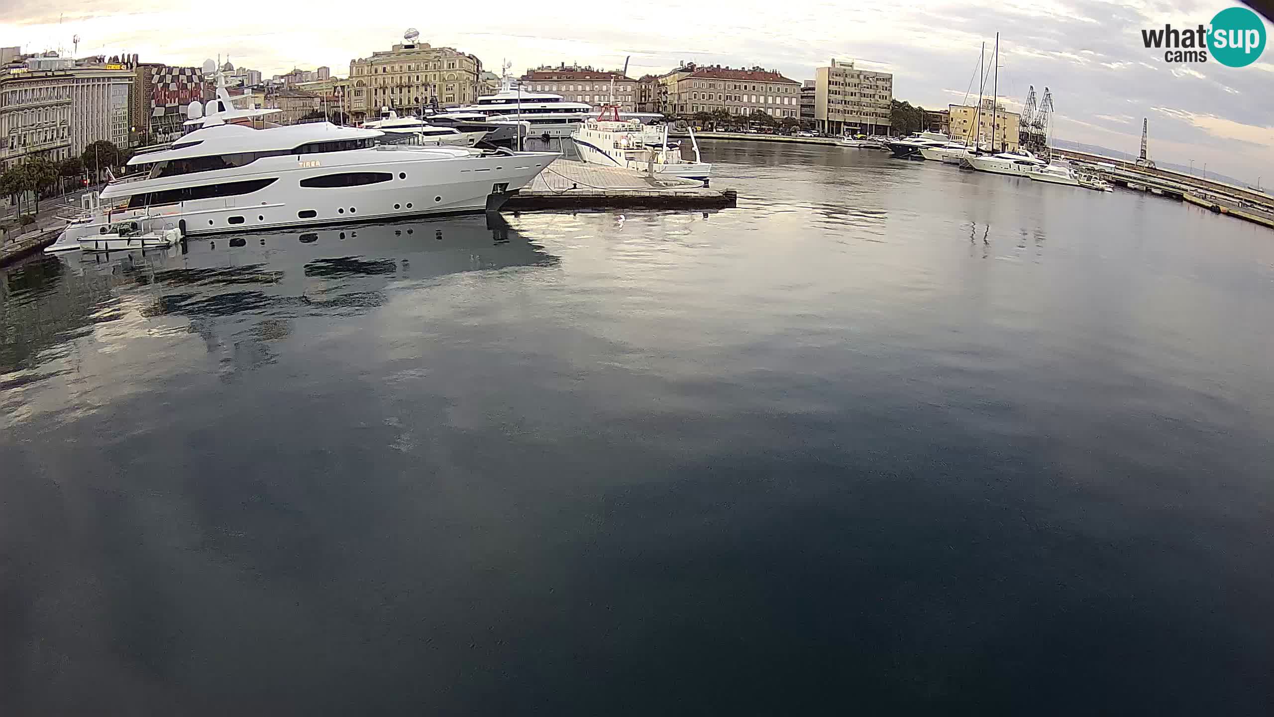 Rijeka – Botel Marina web kamera