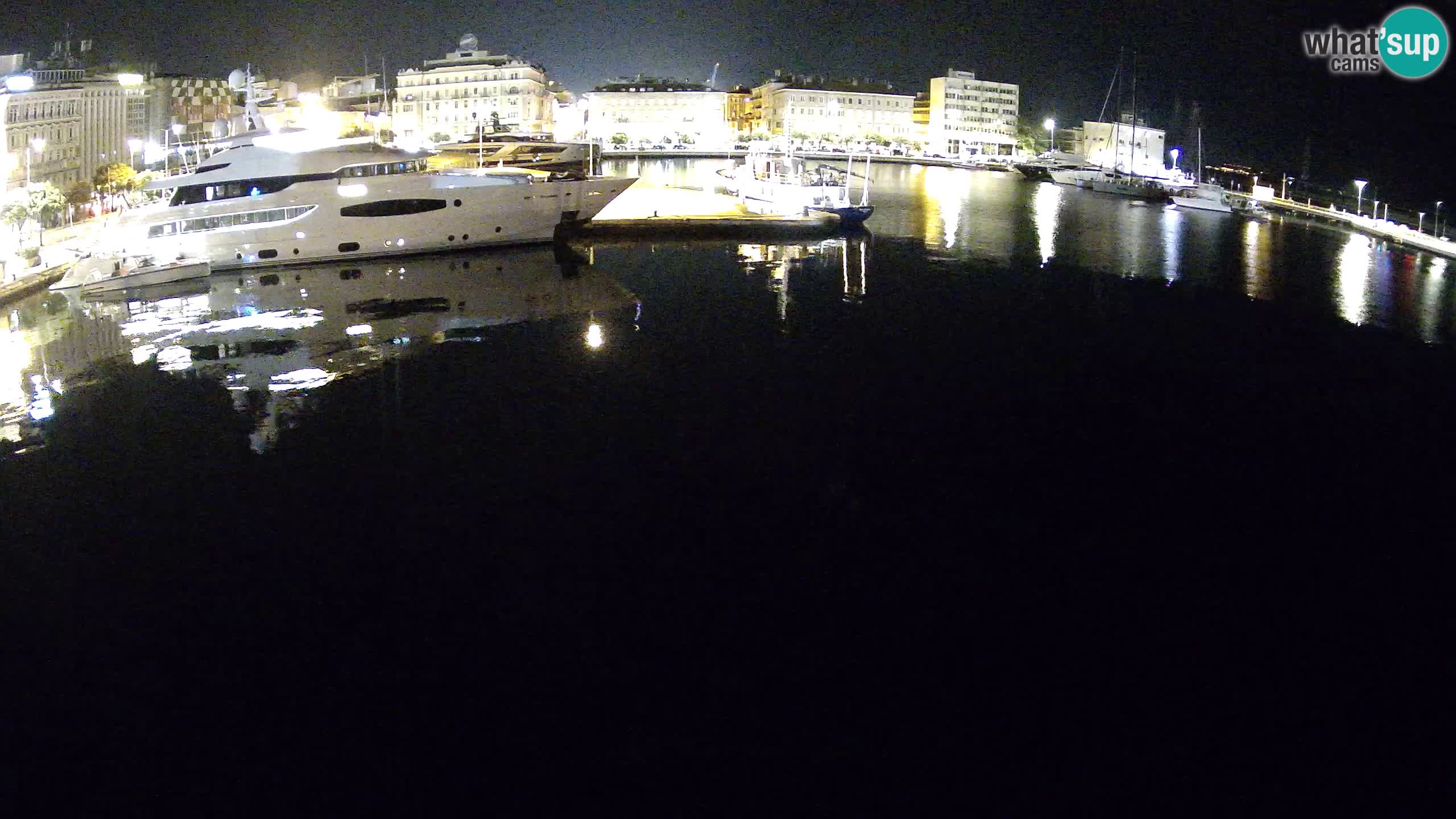 Botel Marina cámara web en vivo Rijeka