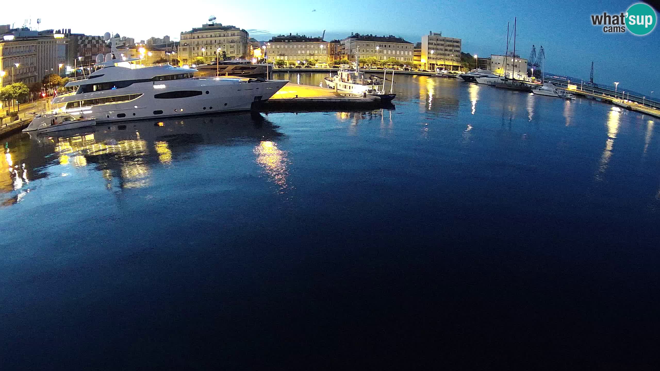 Rijeka – Botel Marina web kamera
