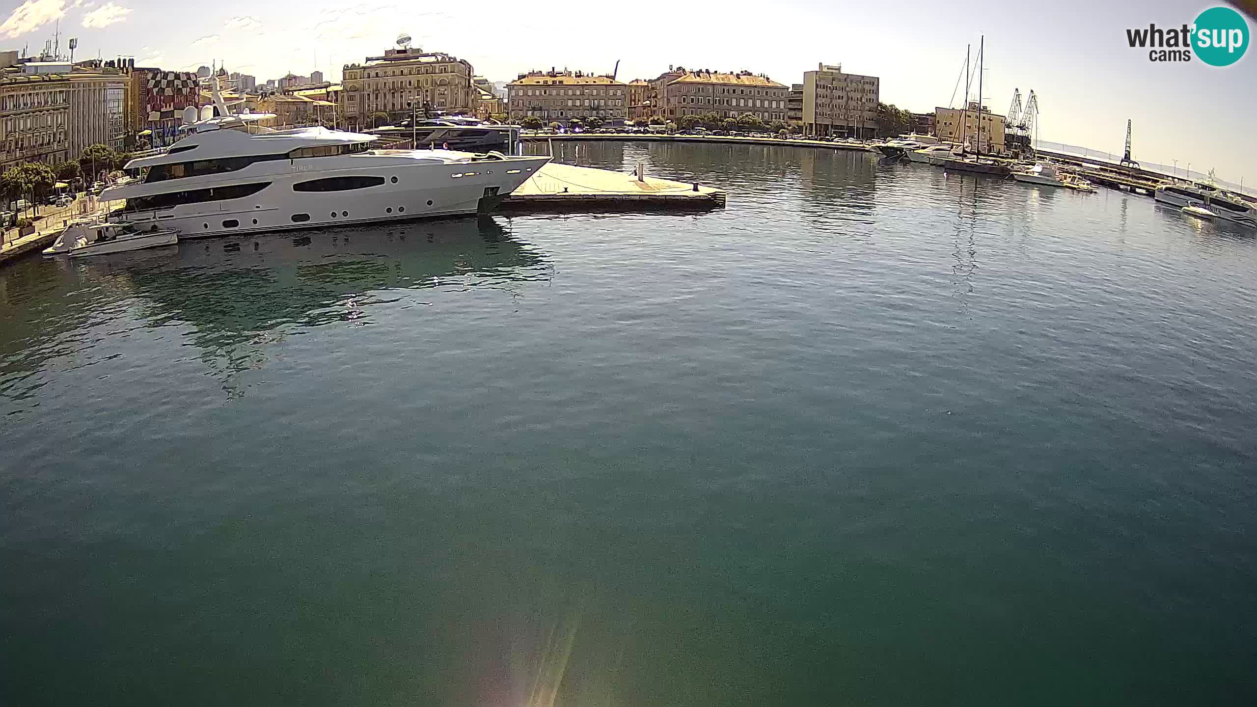 Botel Marina cámara web en vivo Rijeka