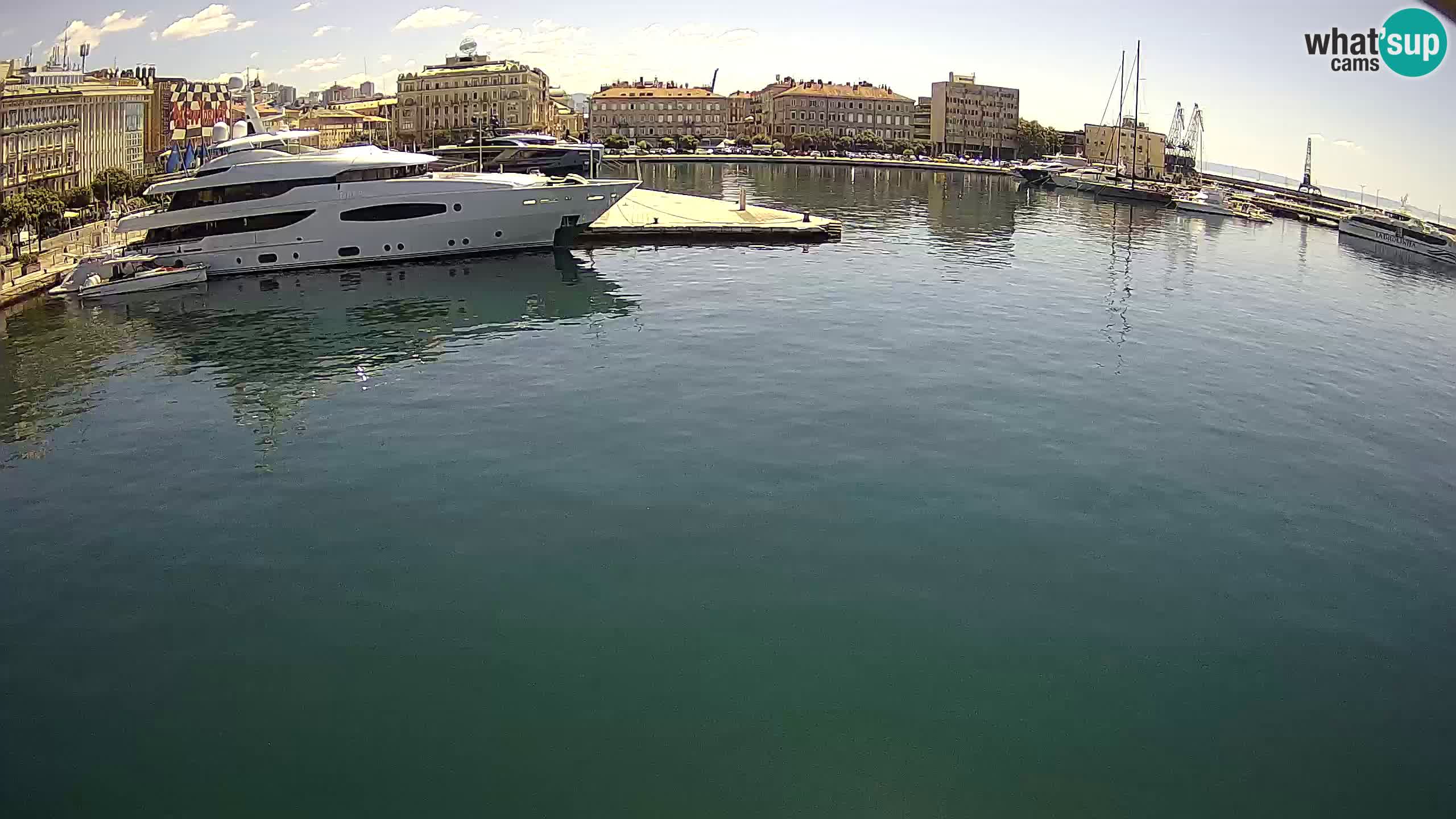 Botel Marina cámara web en vivo Rijeka