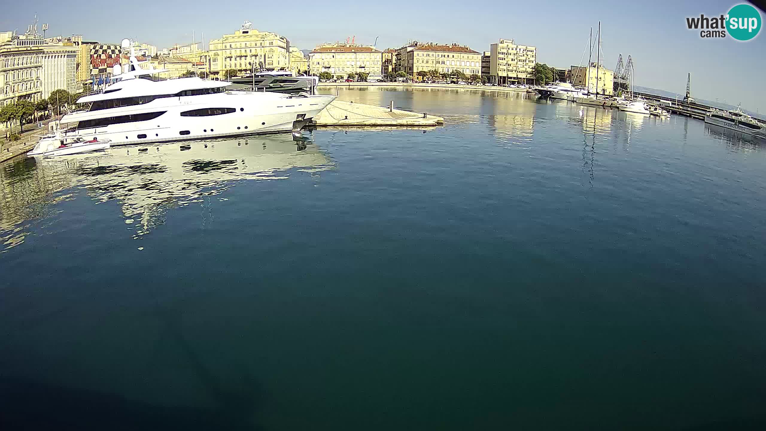 Botel Marina cámara web en vivo Rijeka