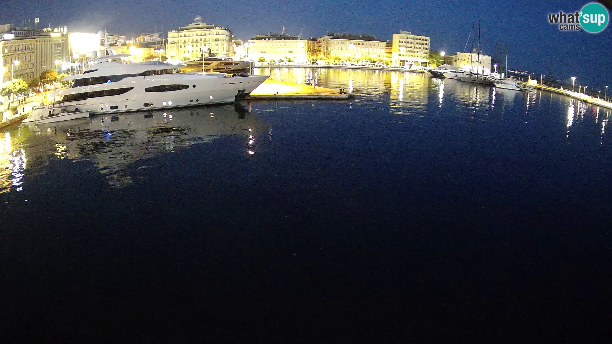 Botel Marina cámara web en vivo Rijeka