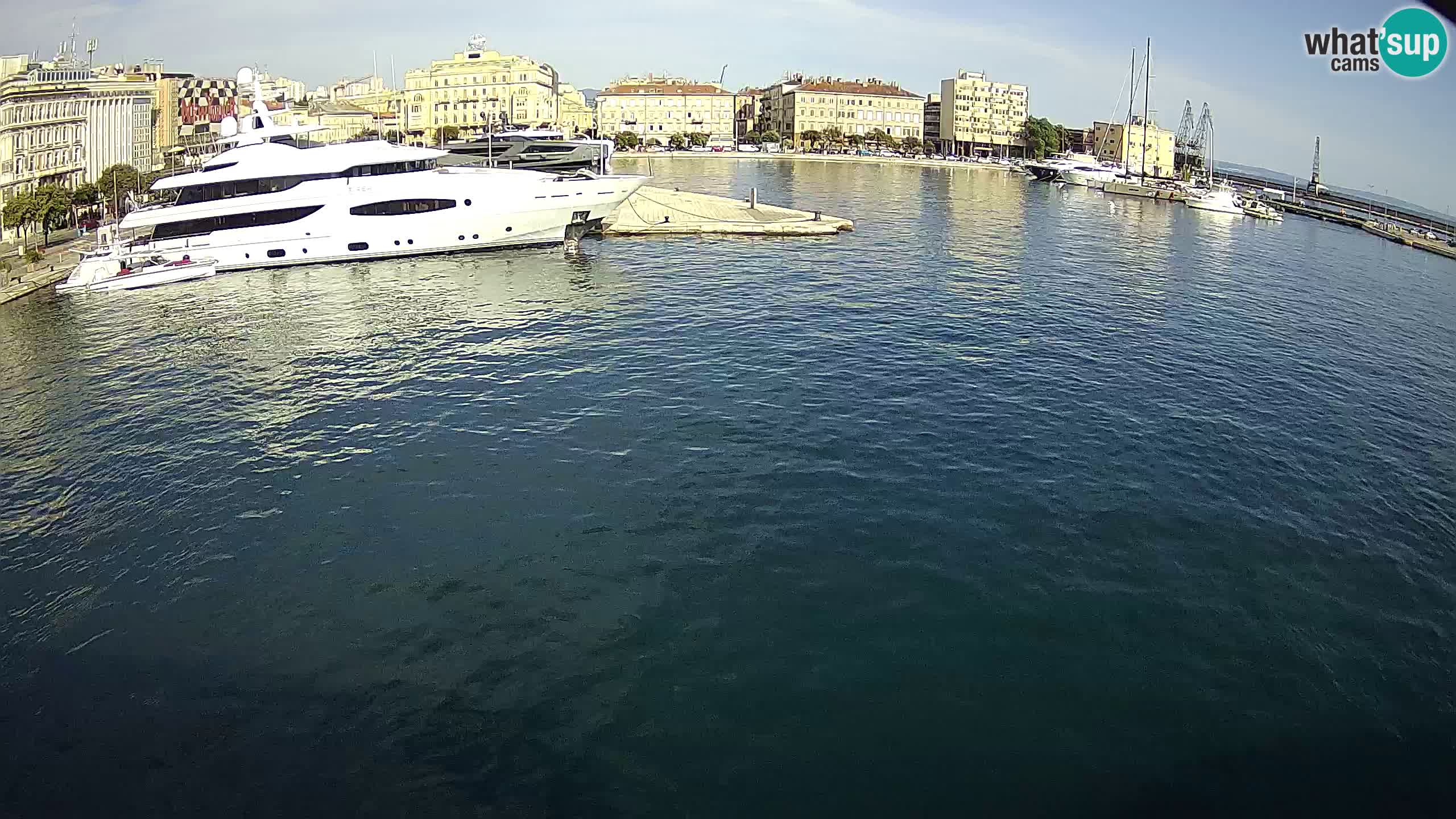Botel Marina cámara web en vivo Rijeka