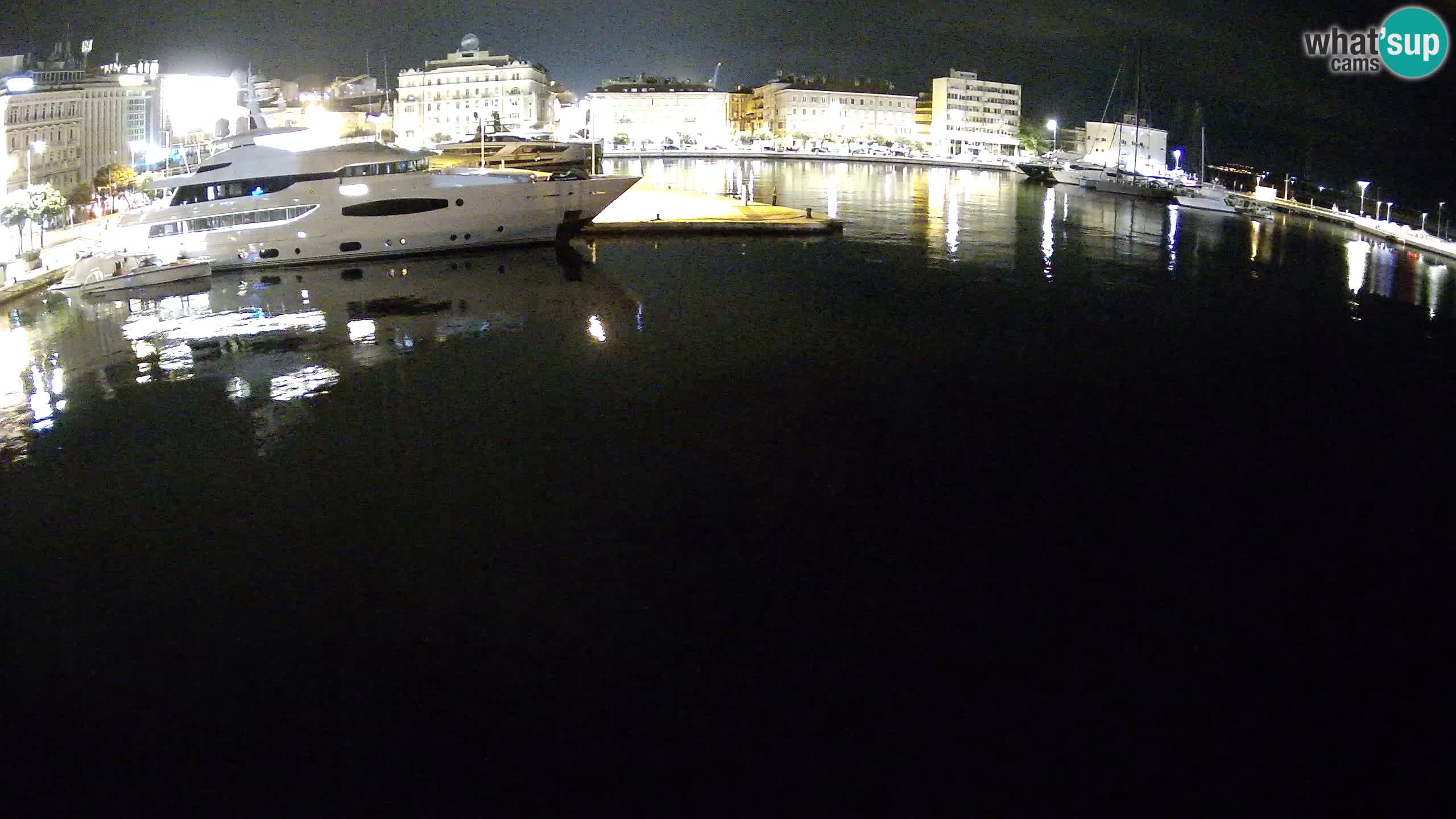 Botel Marina cámara web en vivo Rijeka