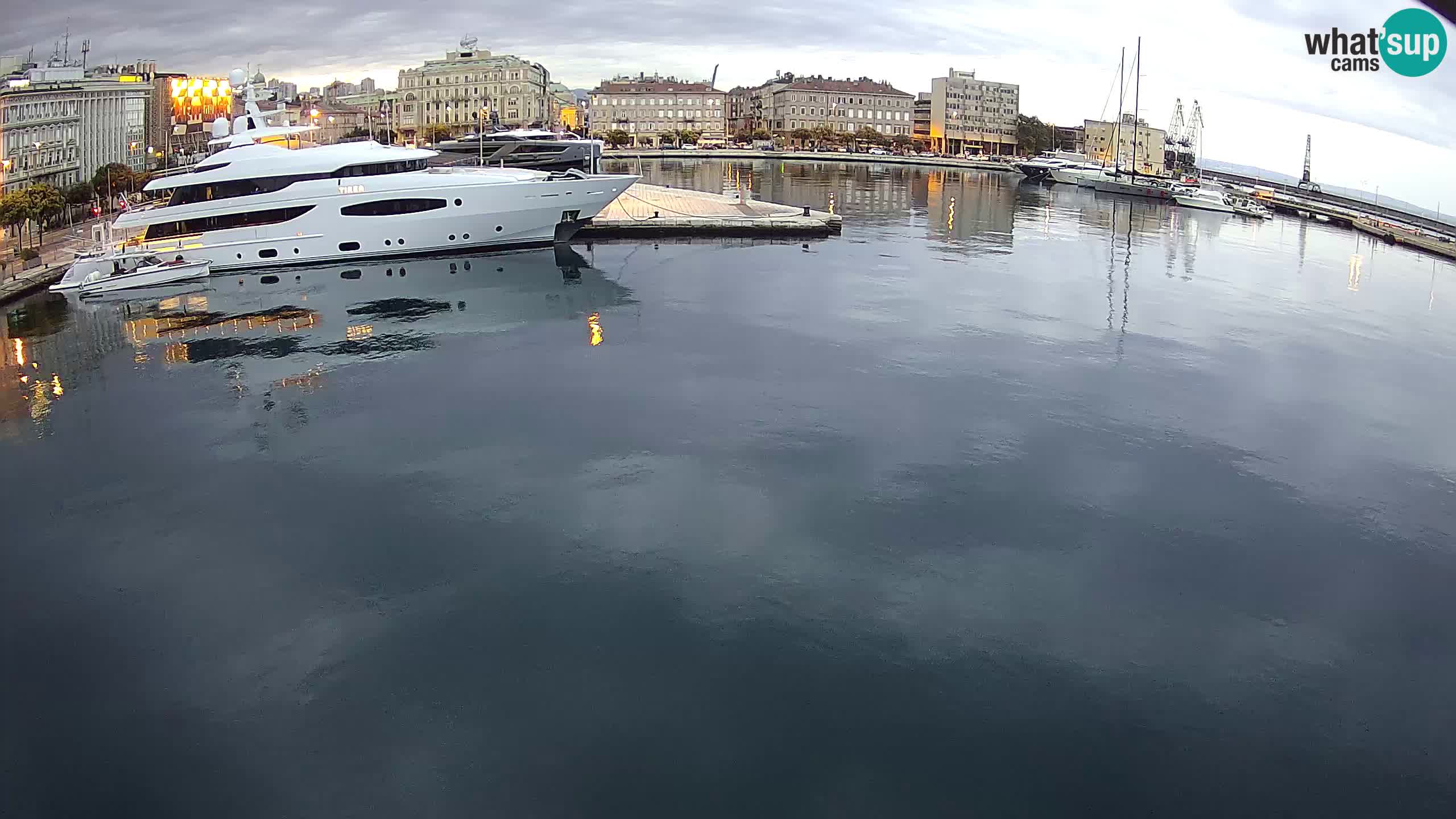 Rijeka – Botel Marina webcam en direct