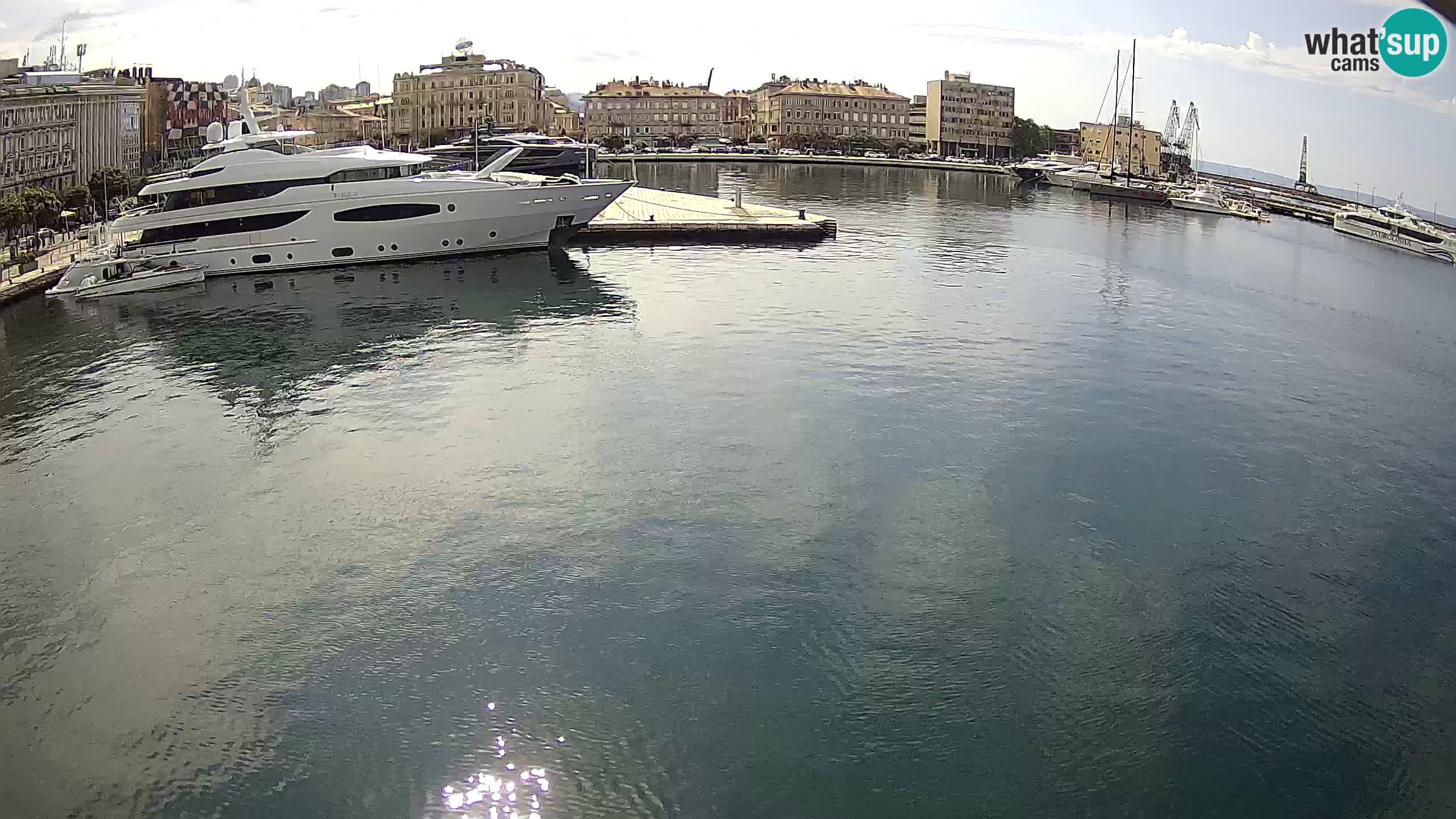 Botel Marina cámara web en vivo Rijeka