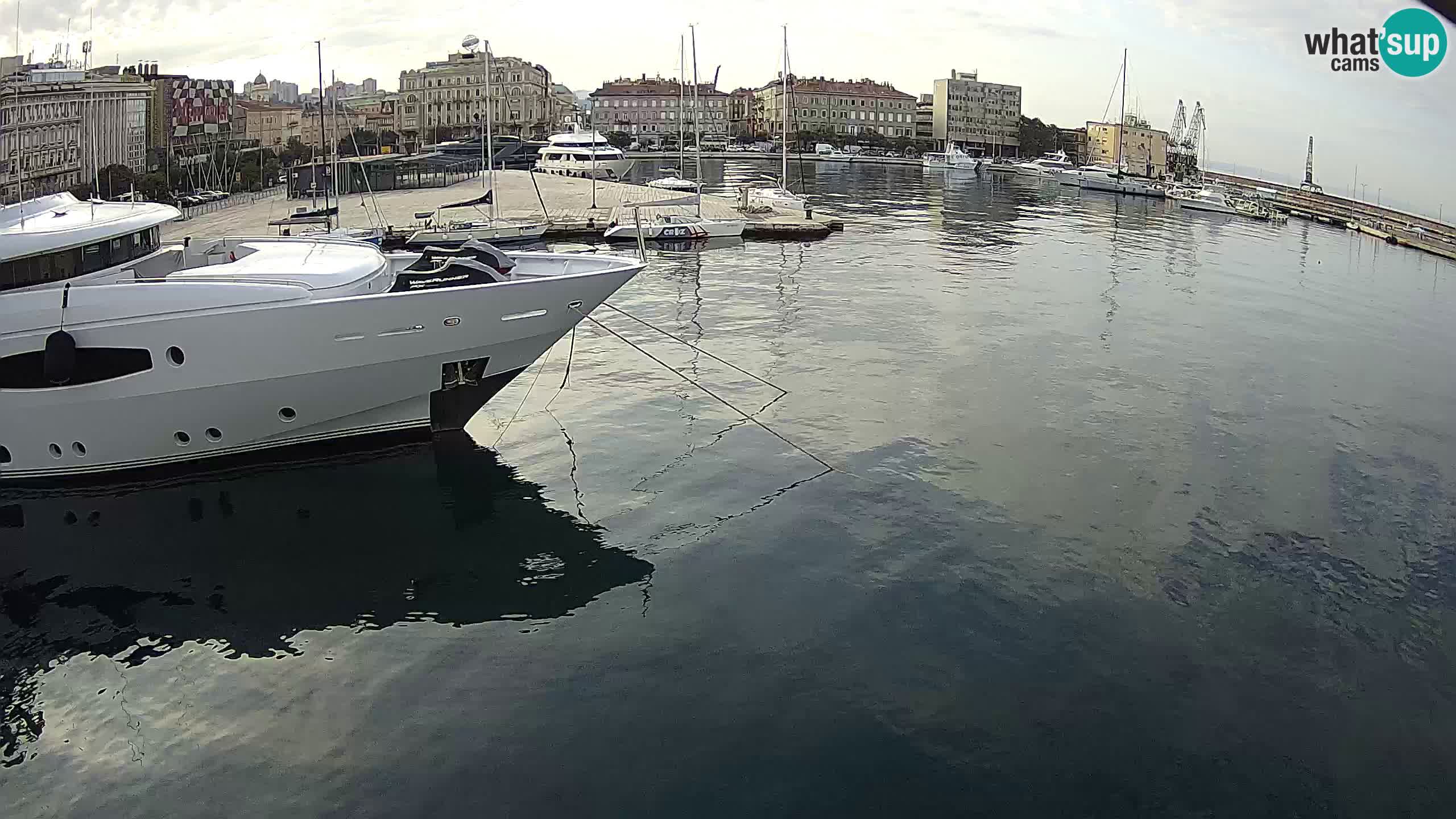 Botel Marina – Rijeka live cam