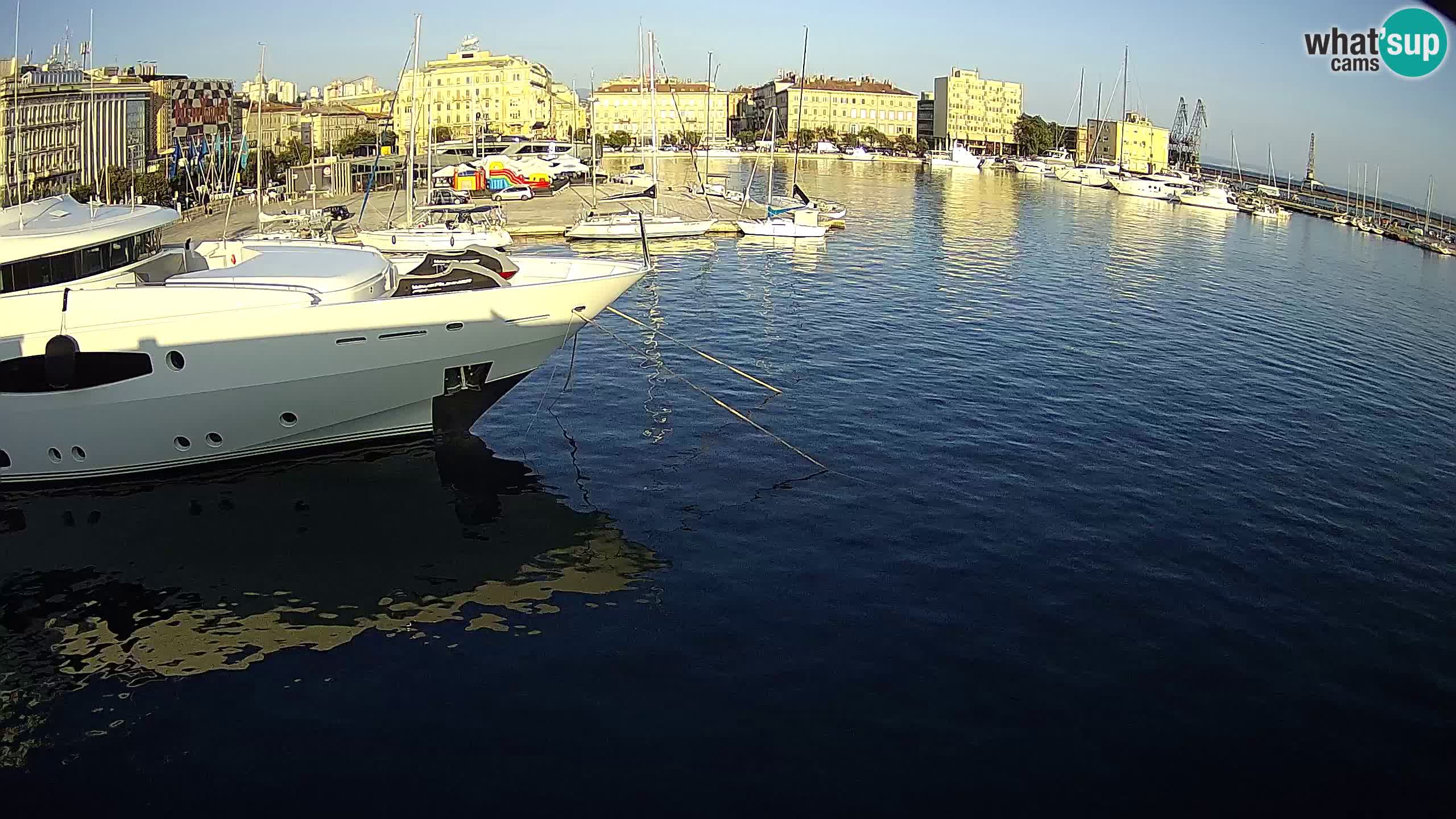 Botel Marina – Rijeka live cam