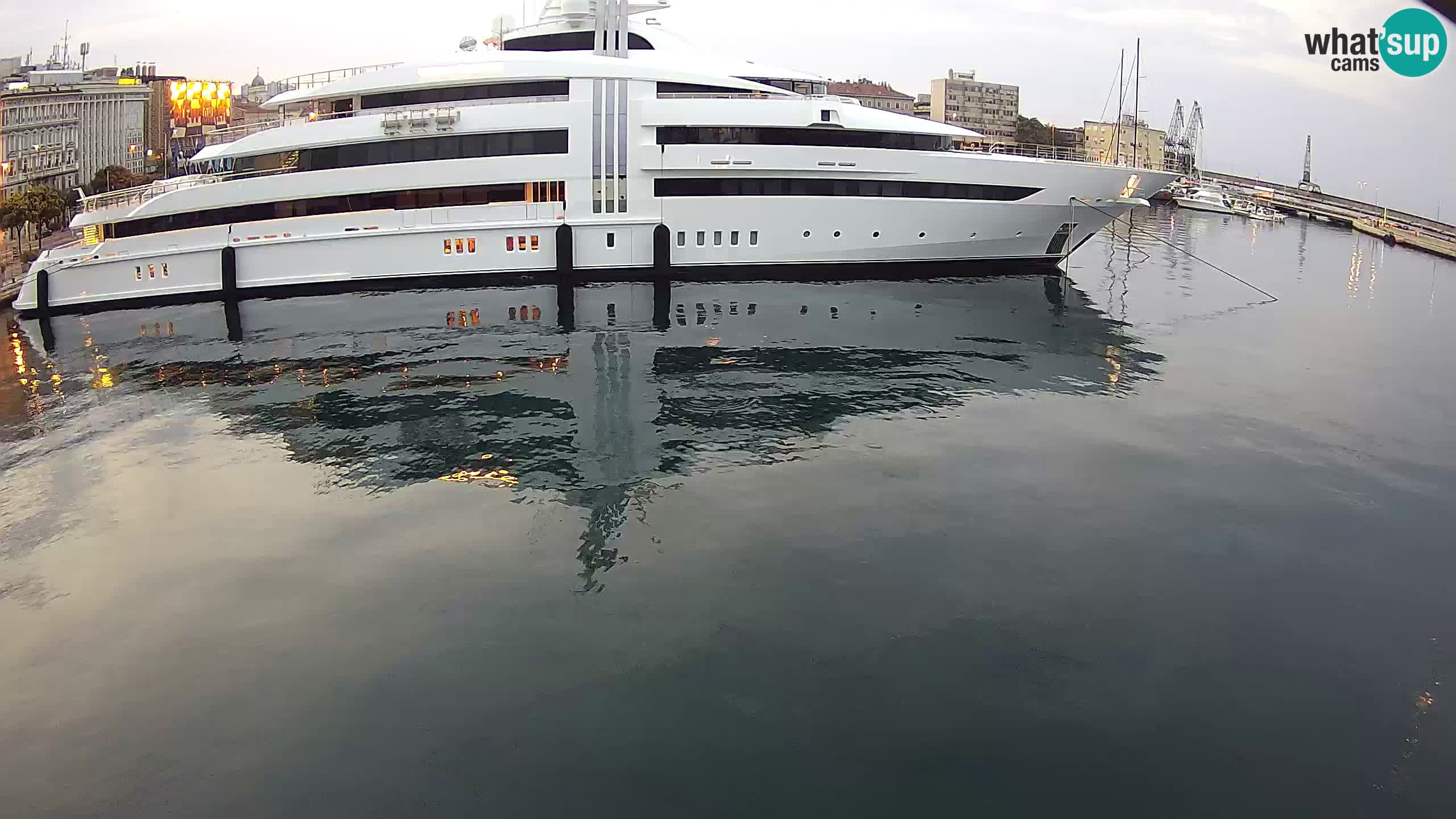 Botel Marina – Rijeka live cam