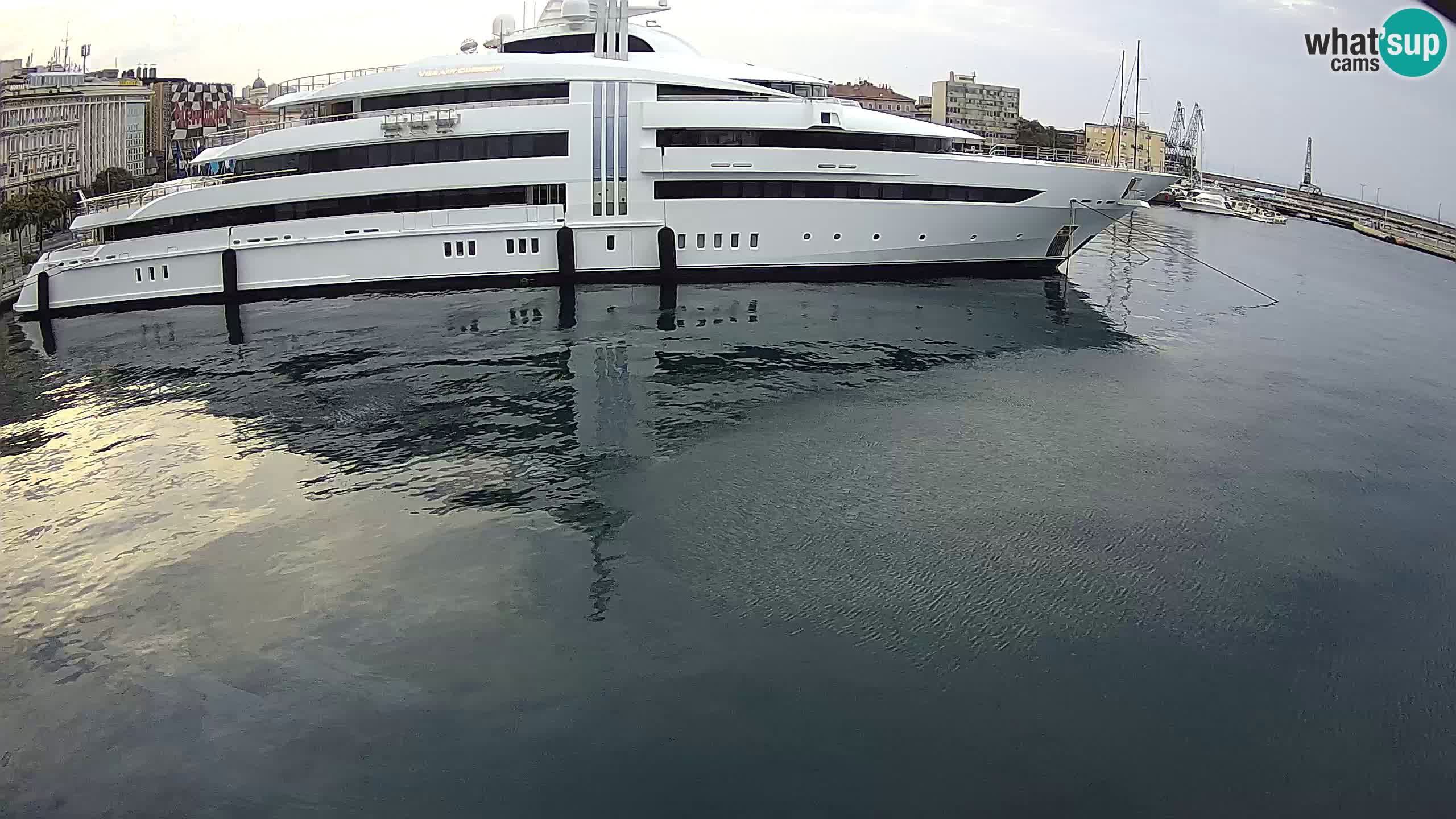 Rijeka – Botel Marina web kamera