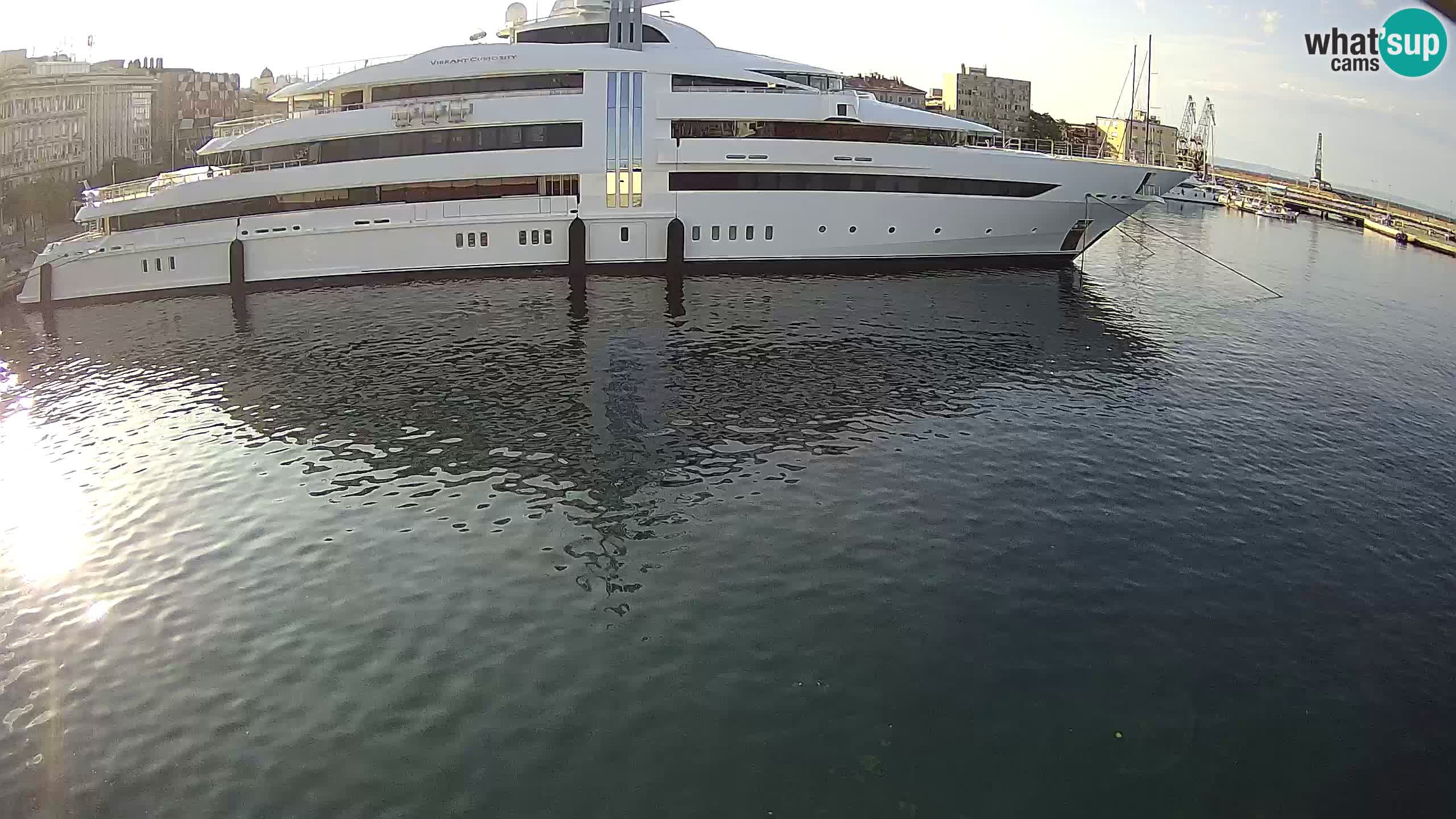 Rijeka – Botel Marina web kamera