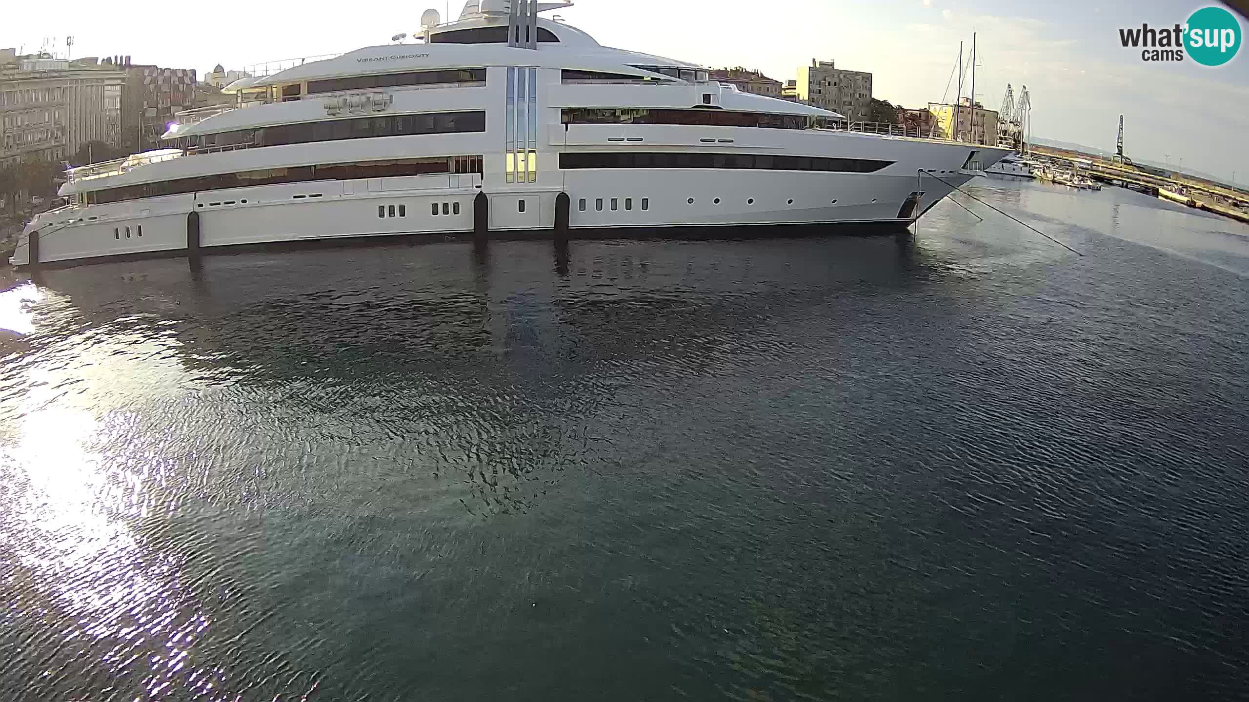 Botel Marina – Rijeka webcam